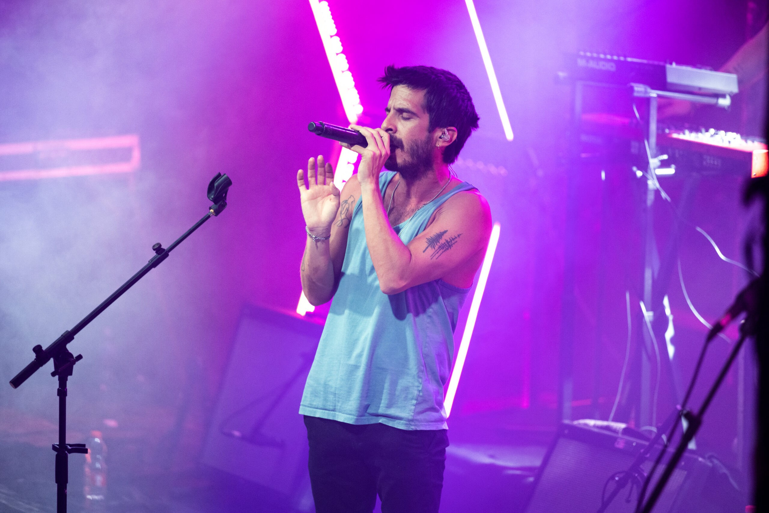 Shows. Noam Paradise Photographer