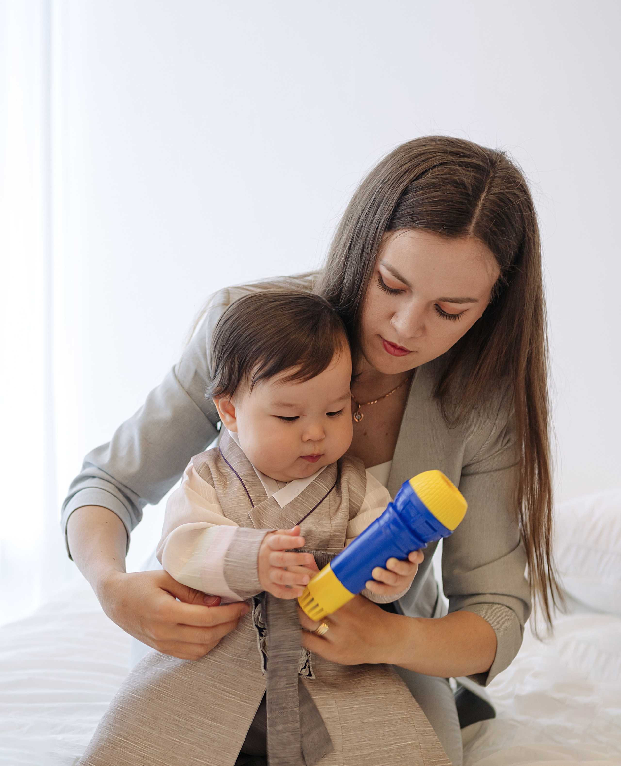 Тимофей в студии. Фотограф беременности, ньюборн и годовасиков в Корее Жанна Хан