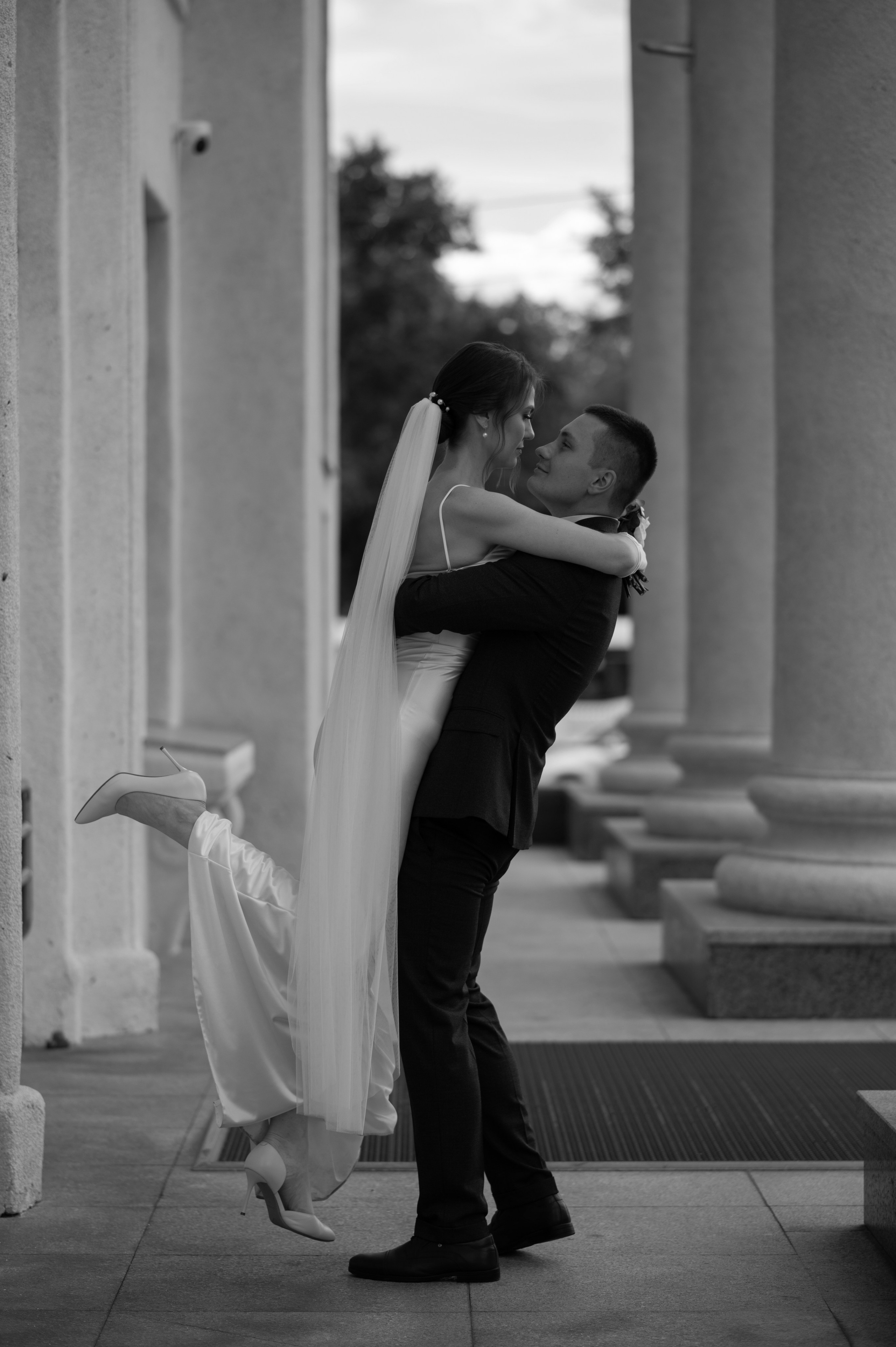 Light. Wedding and commercial photographer