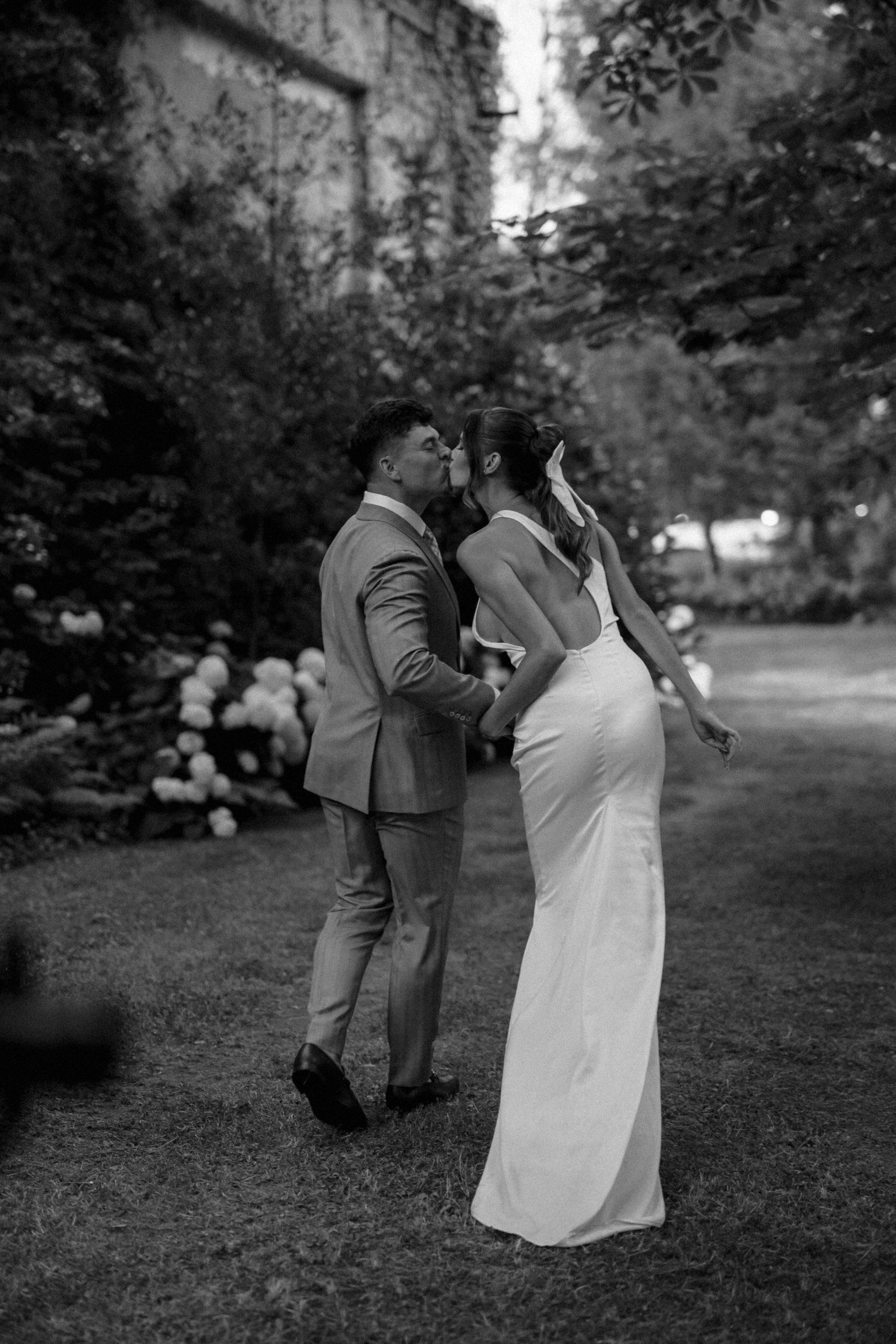 Vintage Wedding at Château Třebešice | RAW Studio Wedding Photography. Raw Studio: Capturing Elegant weddings accross Europe