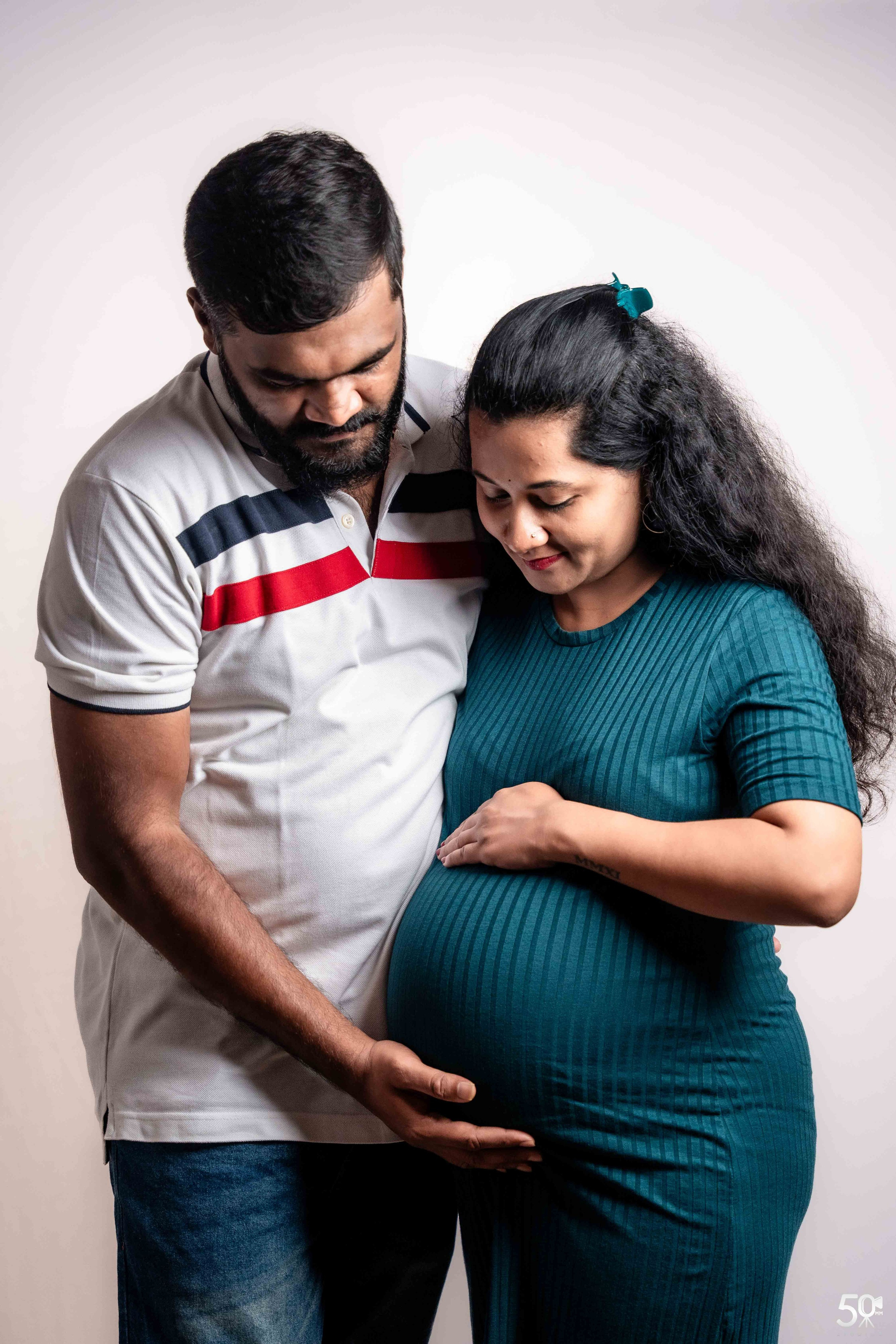 MATERNITY AND BABY SHOOTS. 50mm STUDIOS