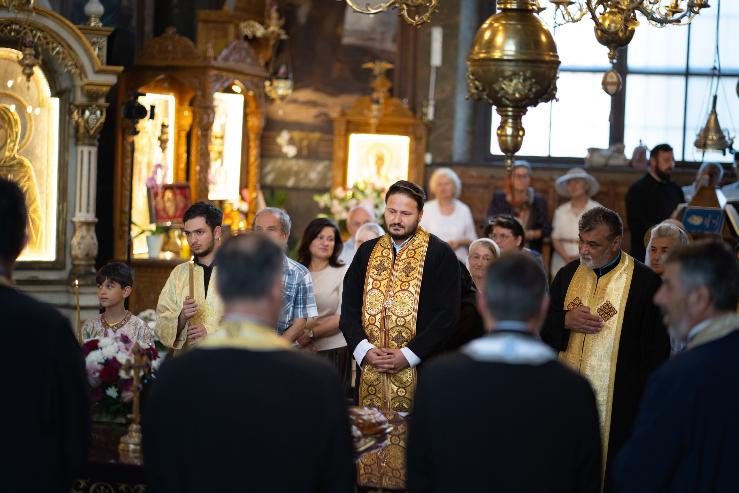 Hram Biserica Sfânta Vineri din Ploiești. Mihai Alexandra Events