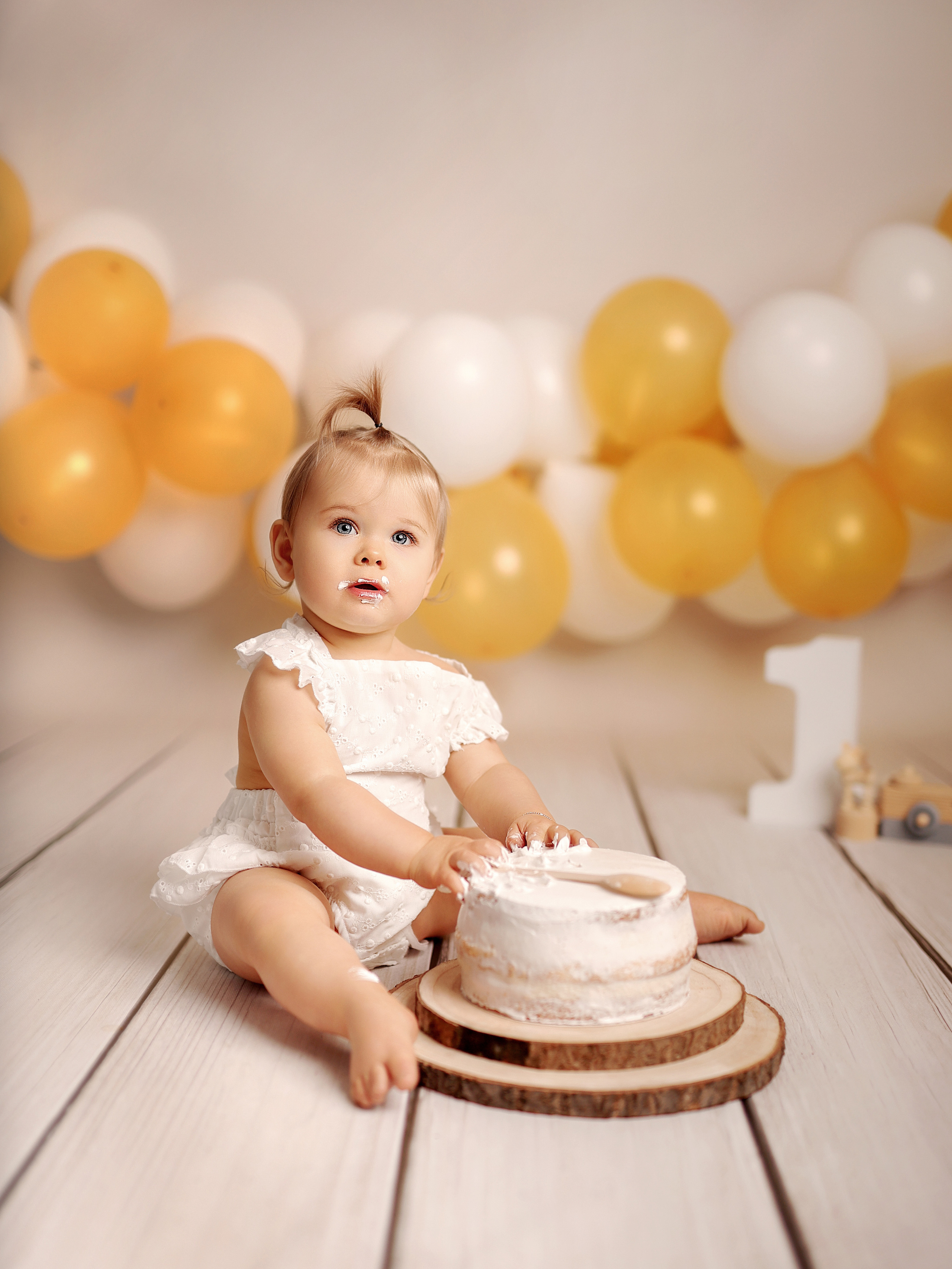 Cake Smash. Familien- Fotografin in Marienhafe, Aurich, Emden, Norden, Leer