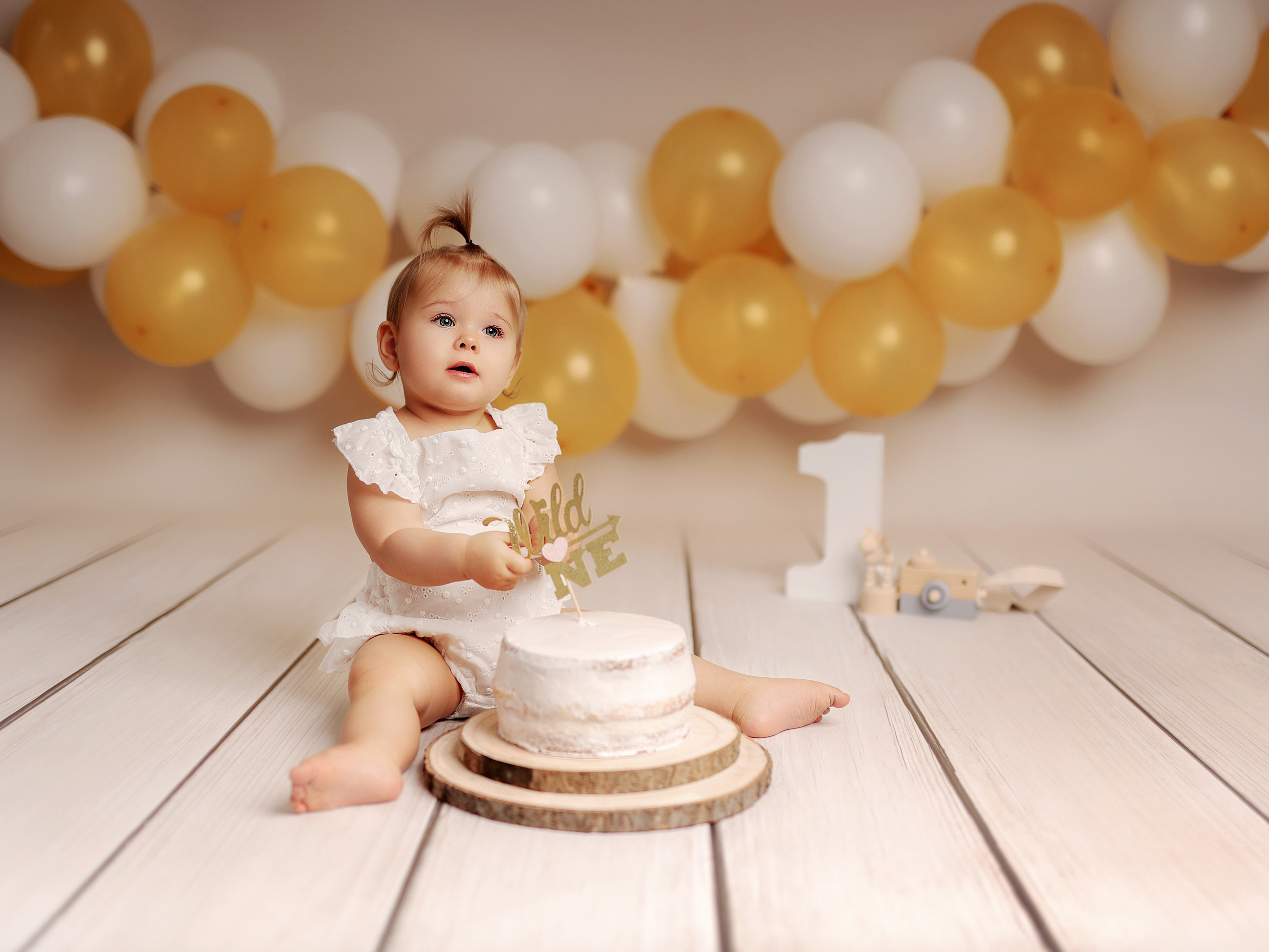 Cake Smash erster Geburtstag Baby Shooting Geburtstagsidee Luftballons Fotograf Norden Aurich Emden Leer Papenburg Bremen Wiesmoor Wittmund