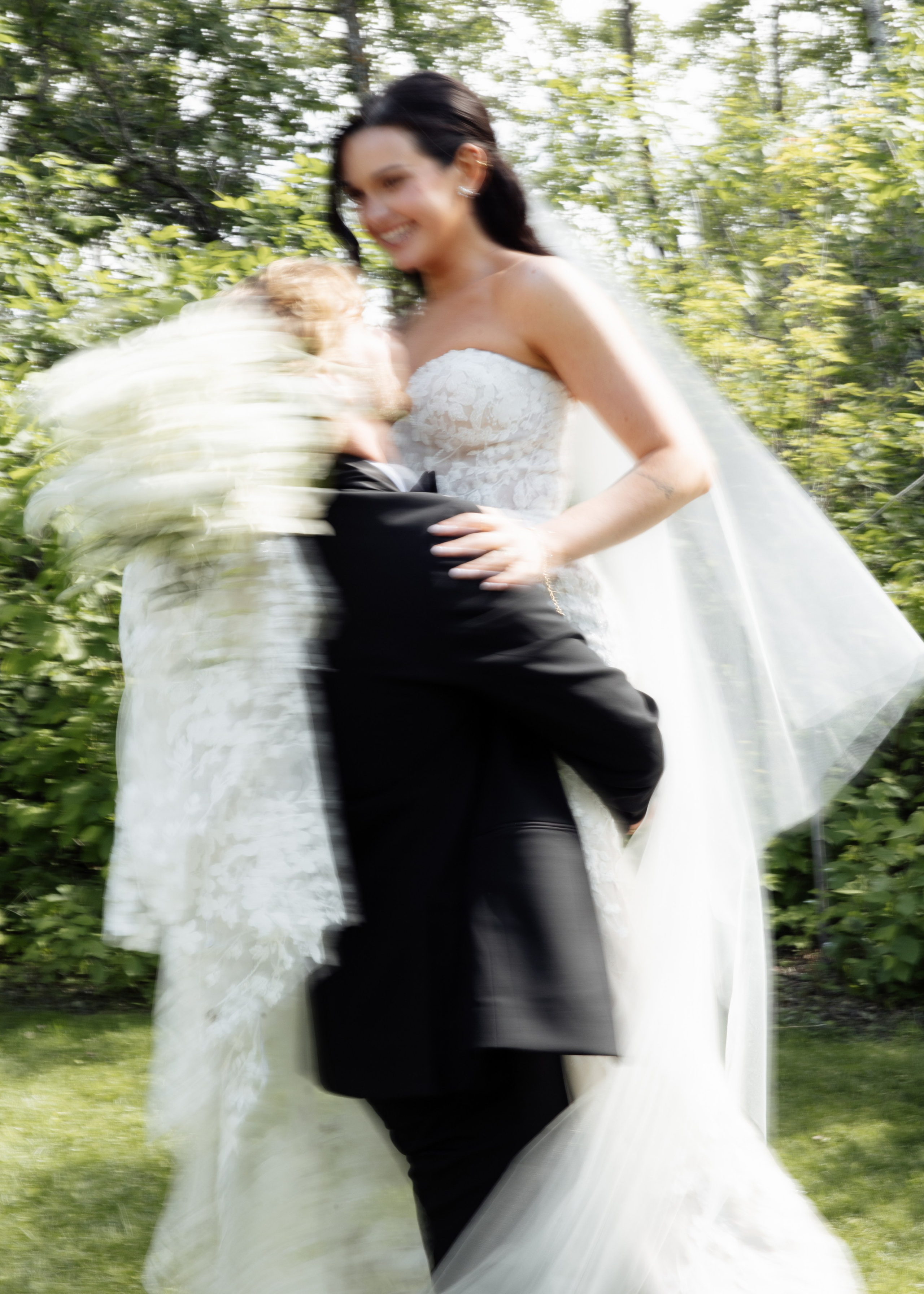 Erin & Caelan. Wedding Photographer in Winnipeg — Cinematic & Timeless by Vitiuk Photography