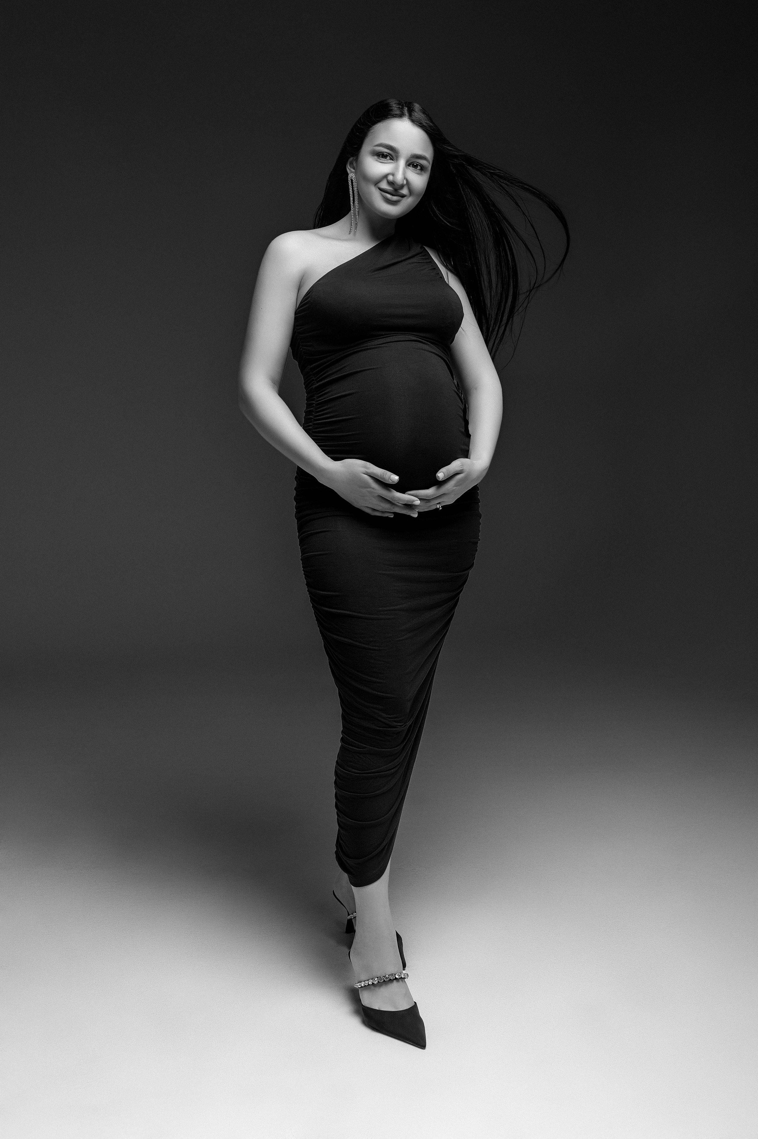 Mane. Krása tehotenstva v objektíve — Maria Milosovic, tehotenská fotografka