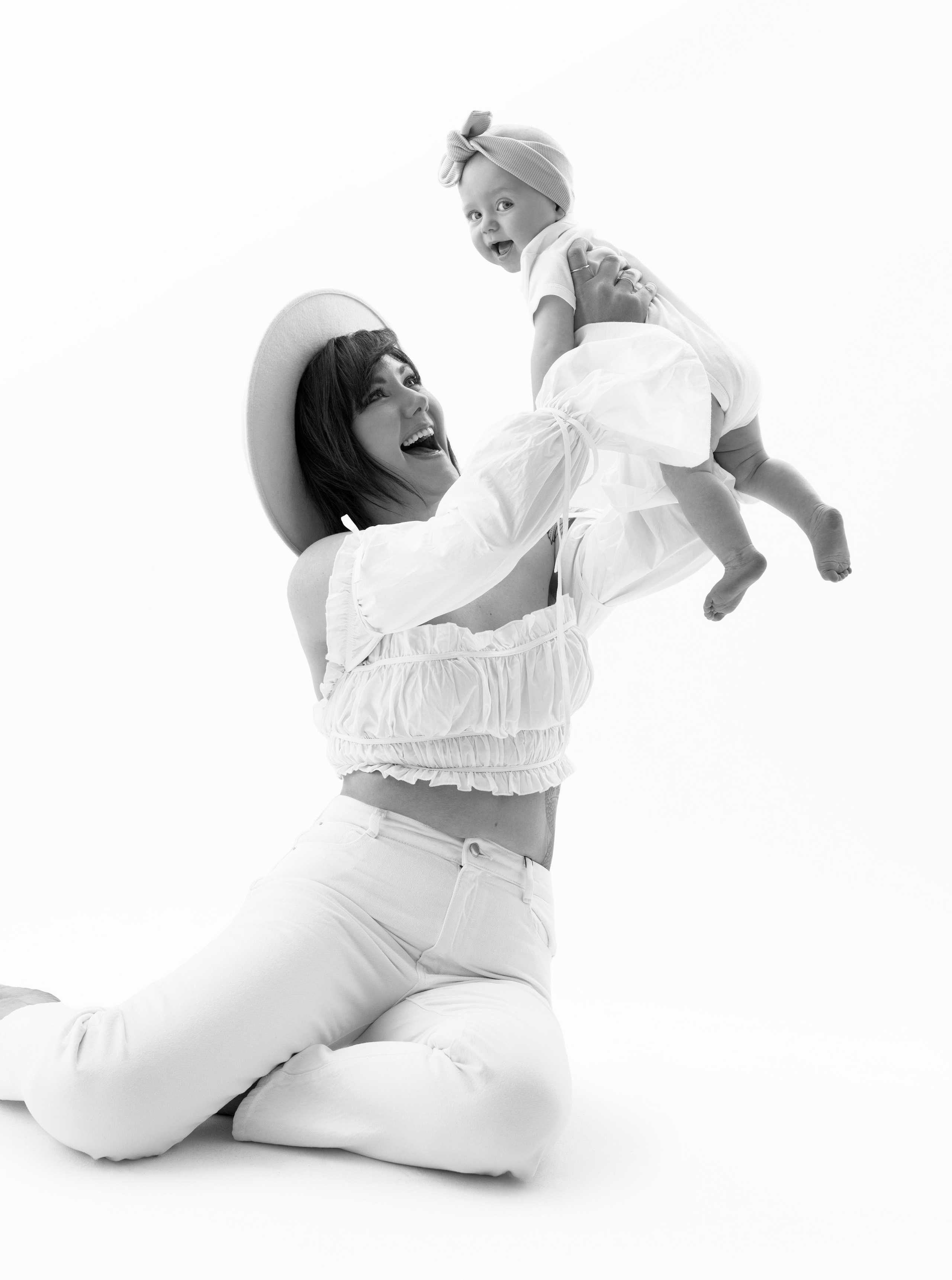 Lidia & Emma. Krása tehotenstva v objektíve — Maria Milosovic, tehotenská fotografka