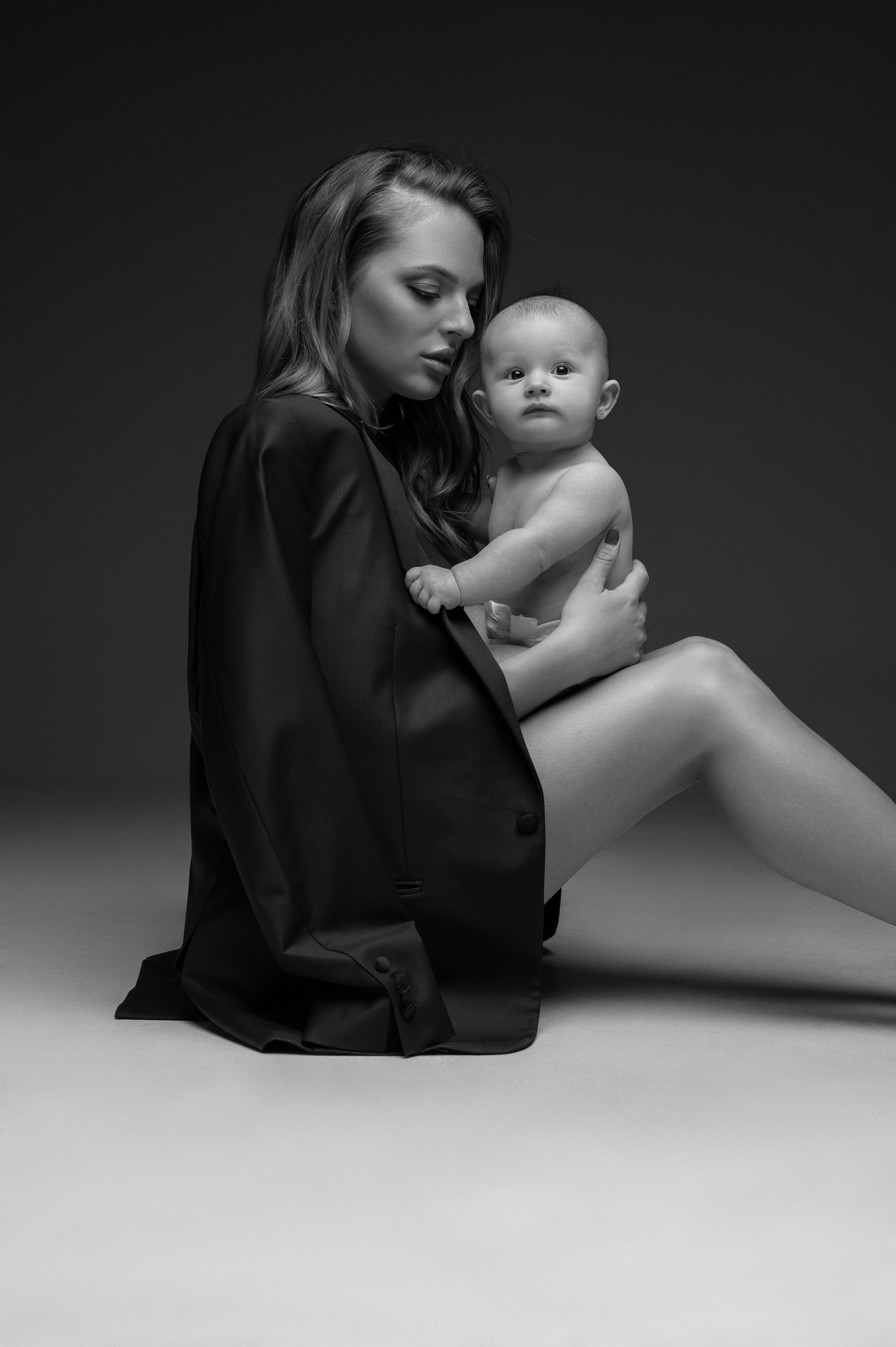 Sabína & Tiana. Krása tehotenstva v objektíve — Maria Milosovic, tehotenská fotografka