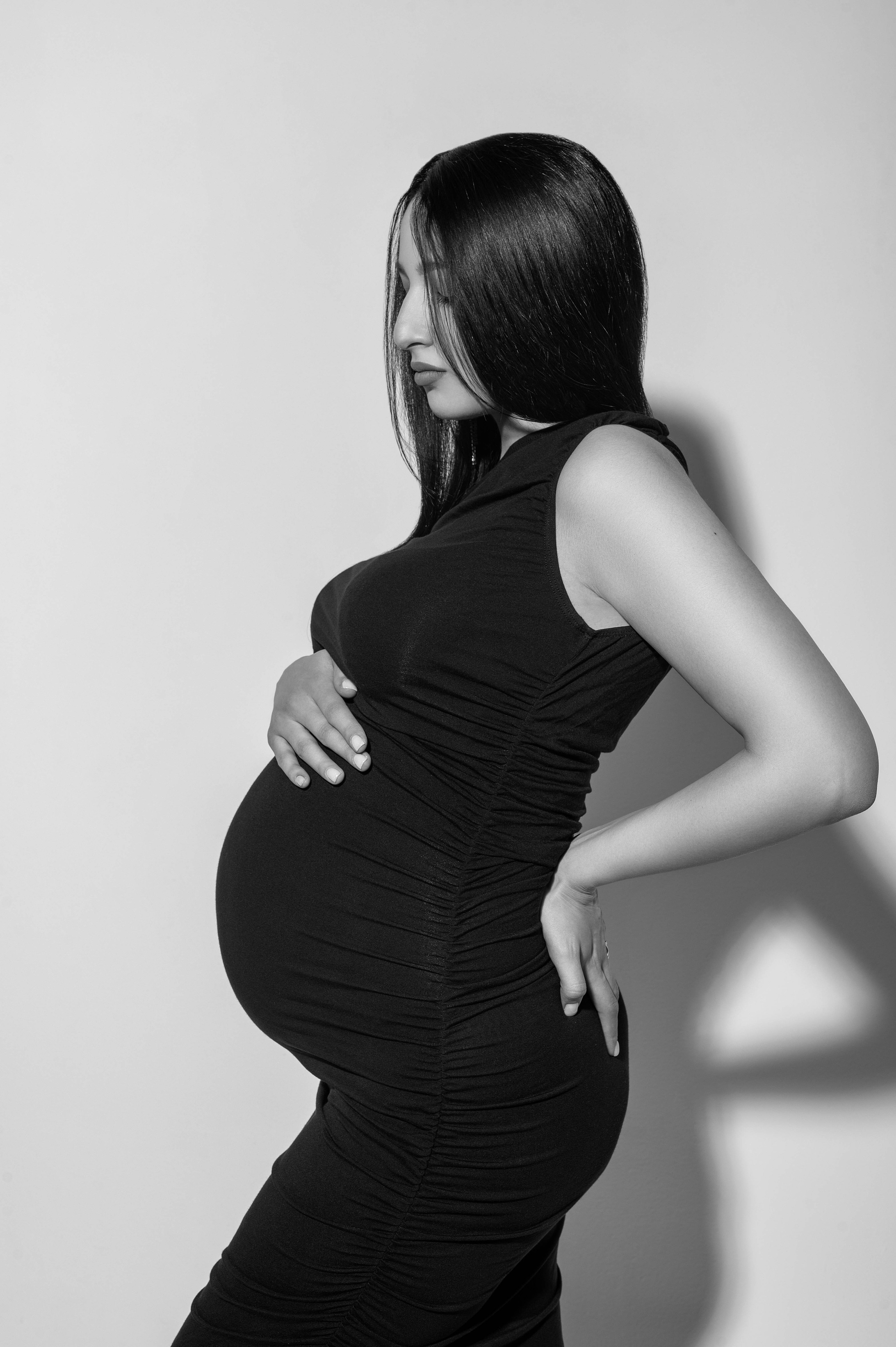 Mane. Krása tehotenstva v objektíve — Maria Milosovic, tehotenská fotografka