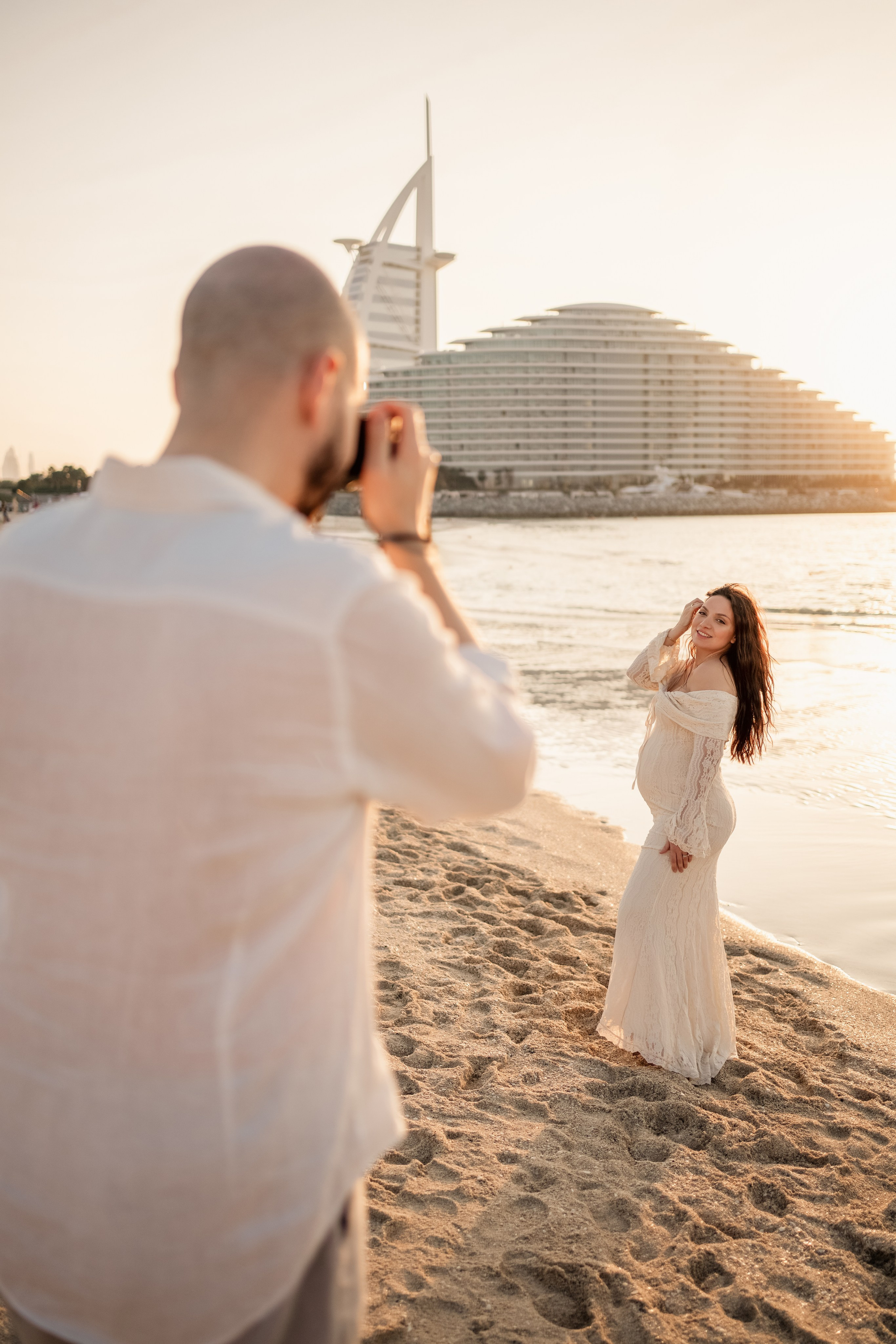 Sunset by the Burj Al Arab. Angela Iakovleva — Family Photographer in Dubai