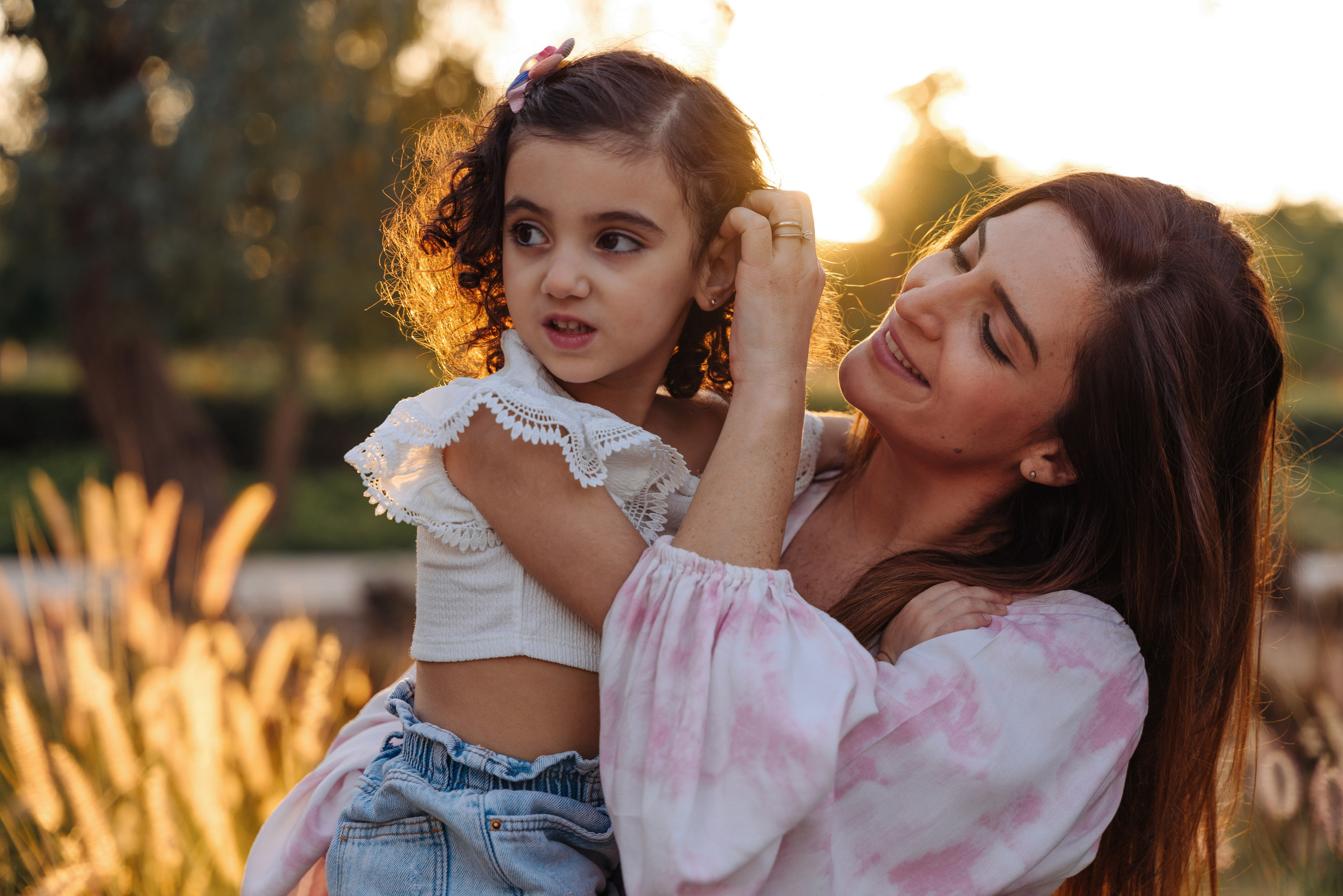 Family fun and play in the park. Angela Iakovleva — Family Photographer in Dubai