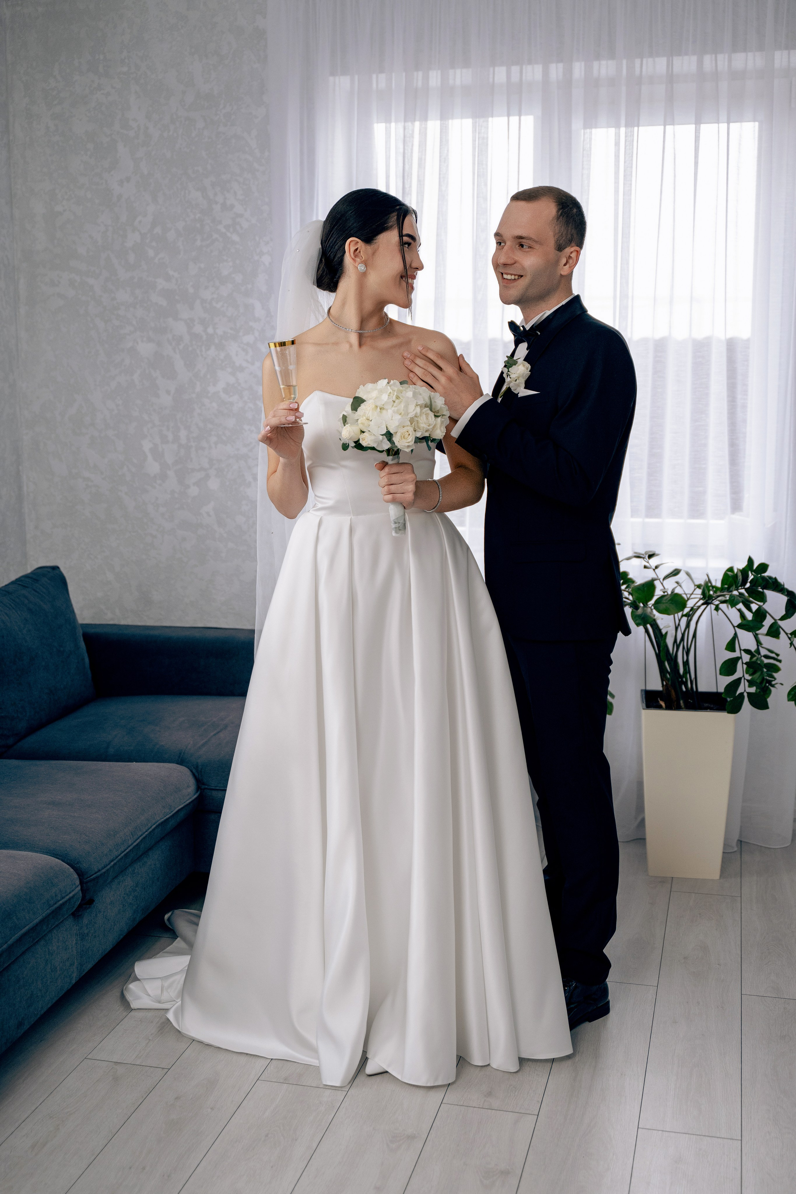 Подготовка невесты. Sākums