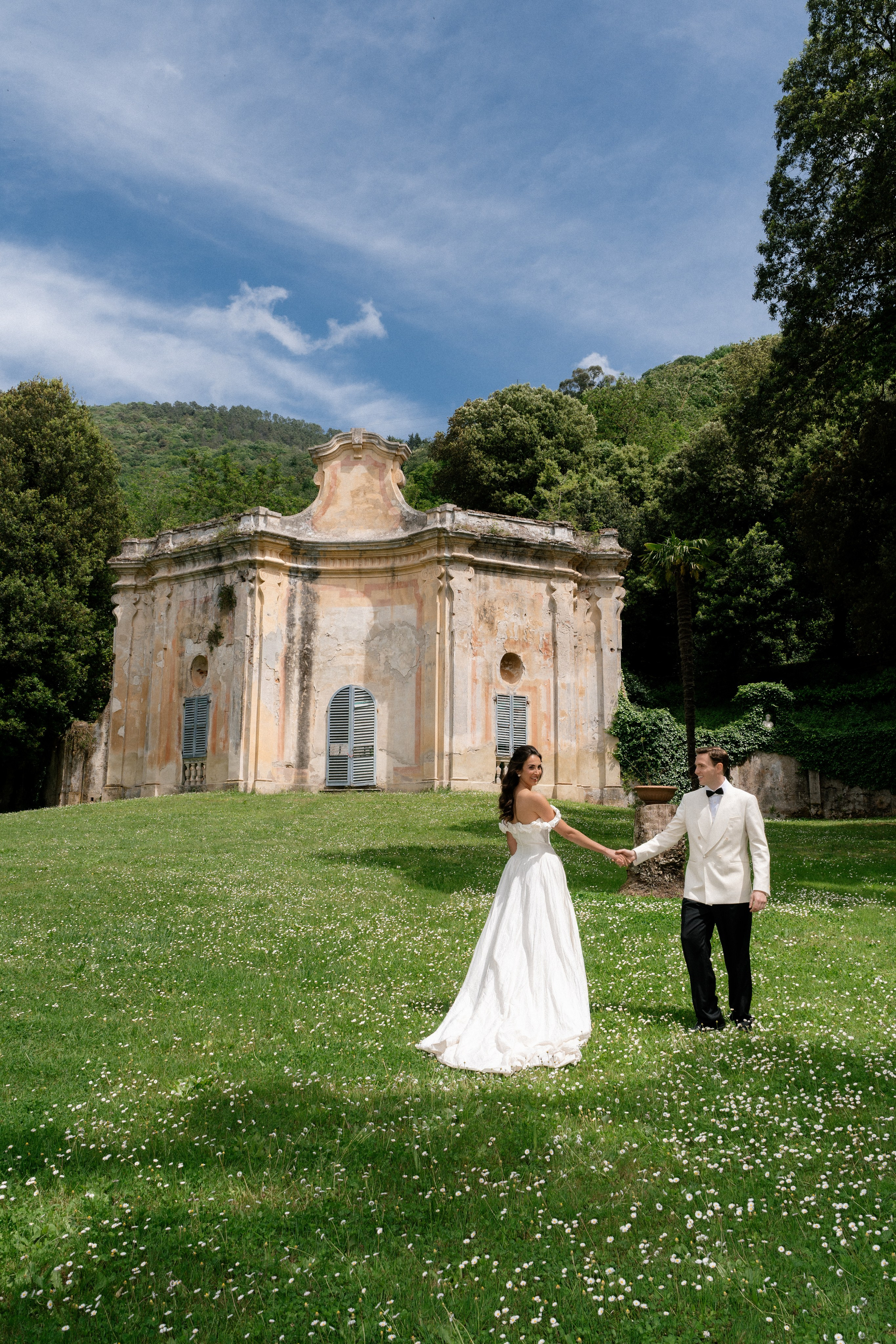 Destination Wedding Photographer Alex Pasarelu