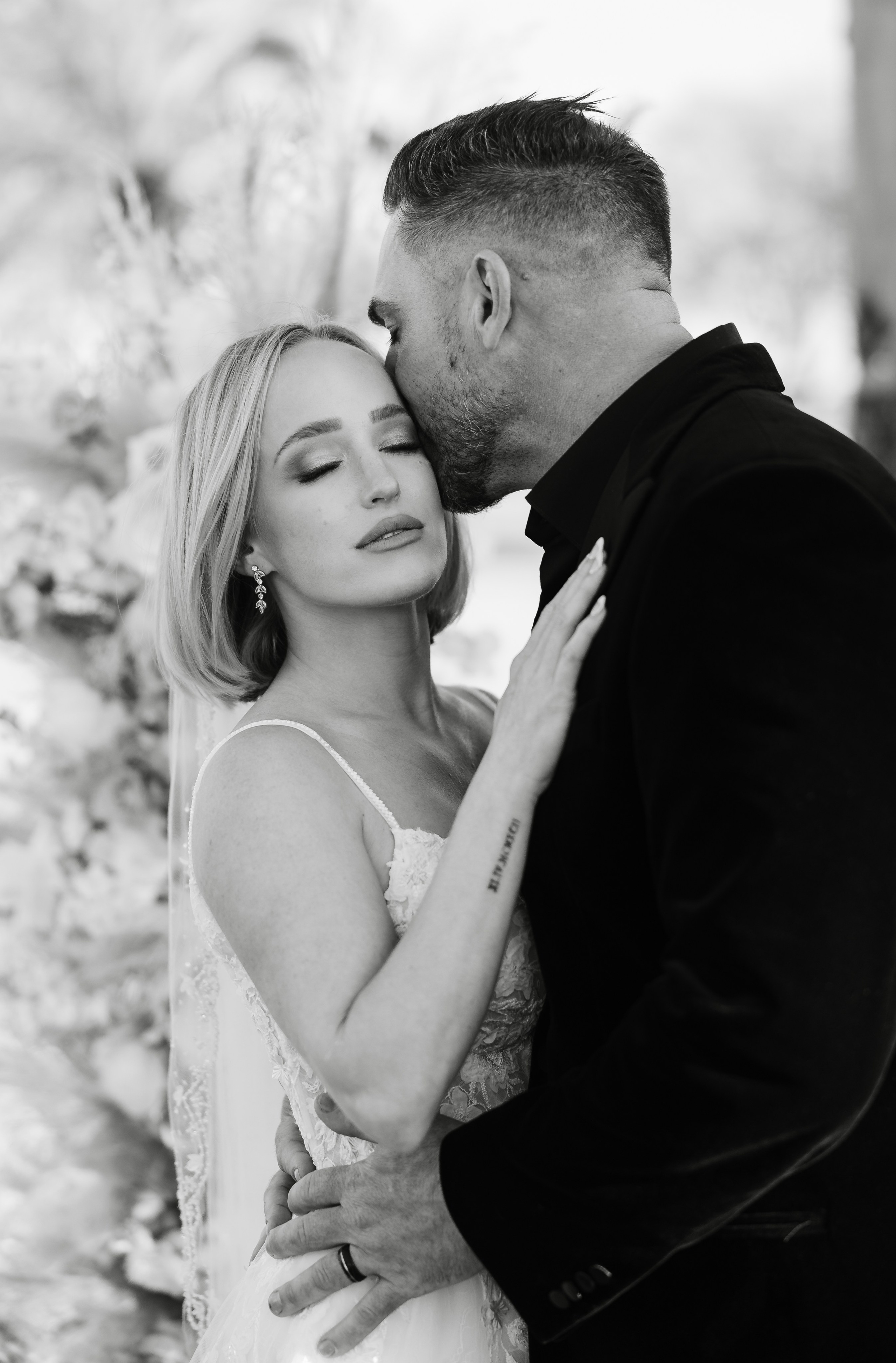 A Quiet, Beautiful Beginning | Kayla & David’s Intimate Weston Estate Wedding. YES I DO PRODUCTION — Wedding photography&videography