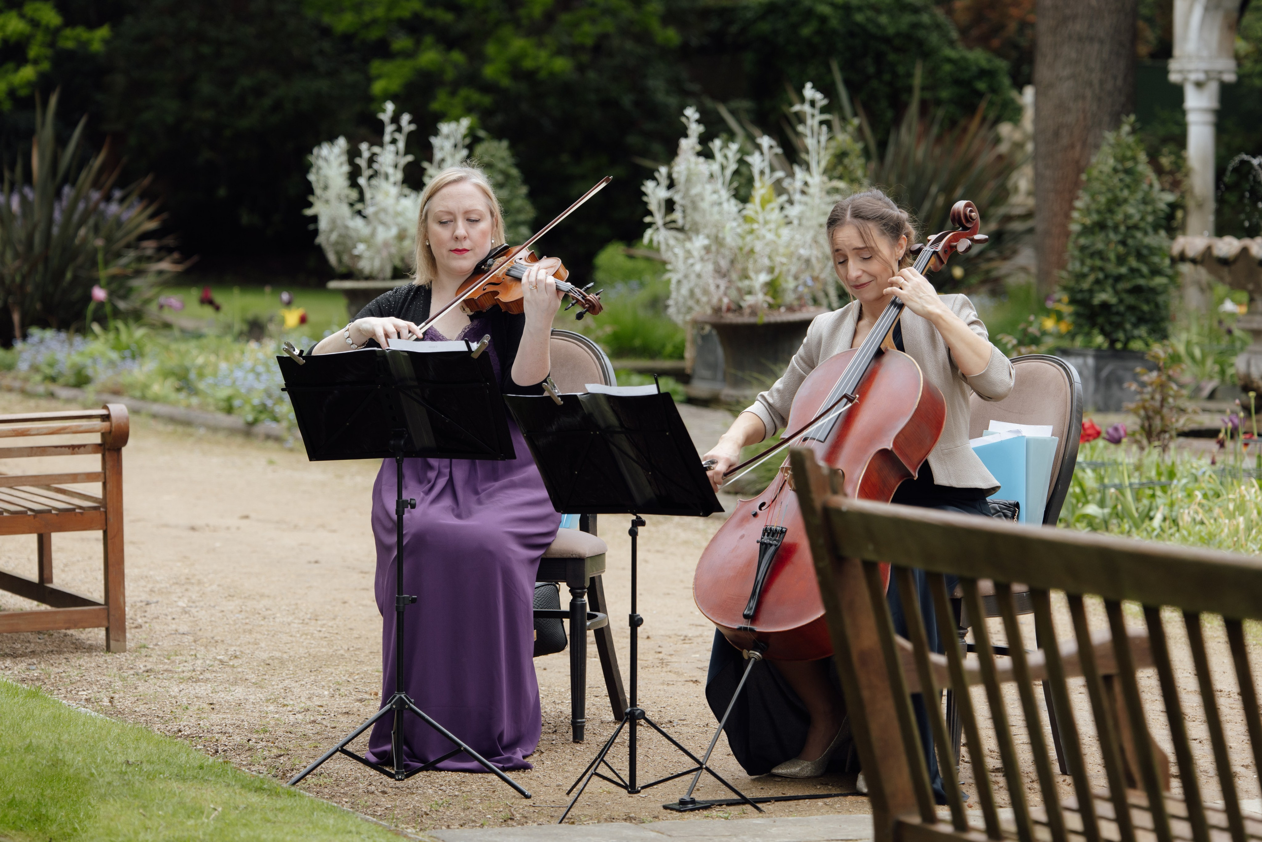 Elegant Wedding Photo Gallery. Timeless Wedding & Events Photography. Based in London, working across Europe