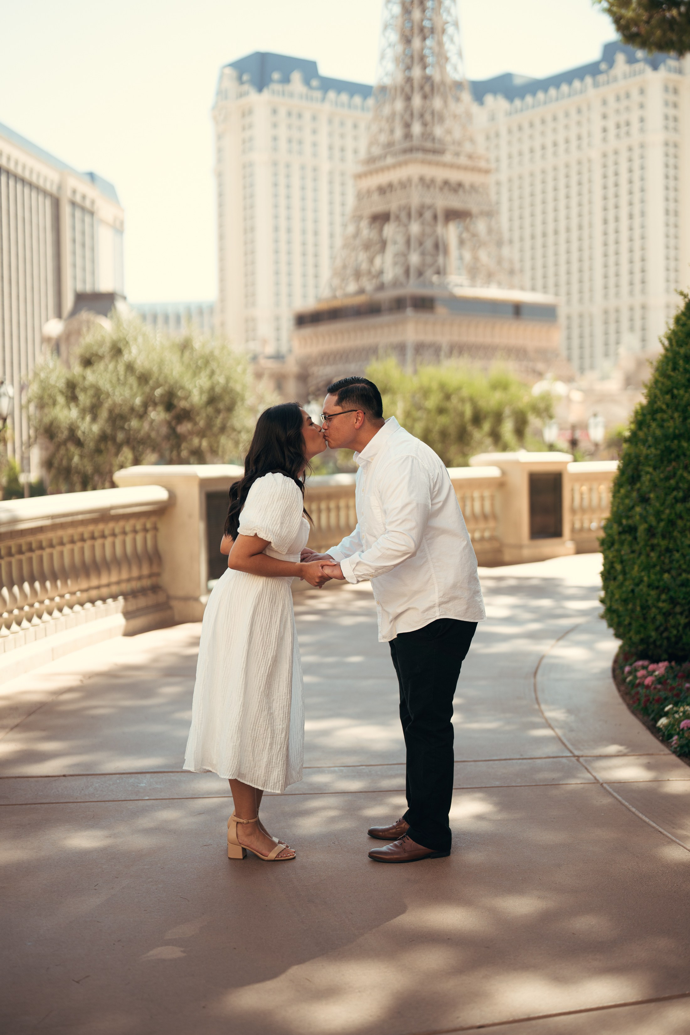 Paula&Gerald. Wedding & elopement photographer Viktoriya Kravtsov. Las Vegas