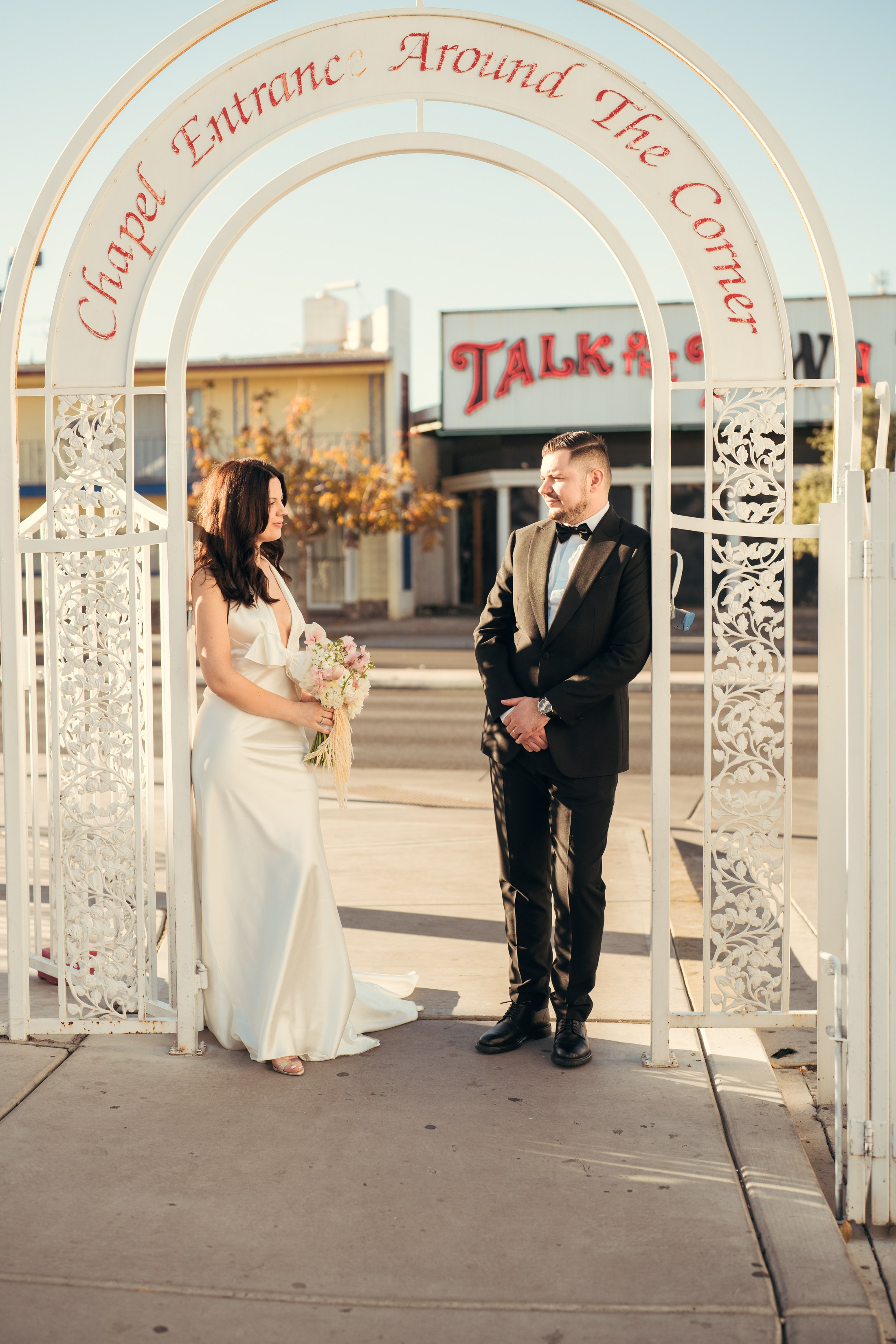 Zenaida&Eros. Wedding & elopement photographer Viktoriya Kravtsov. Las Vegas