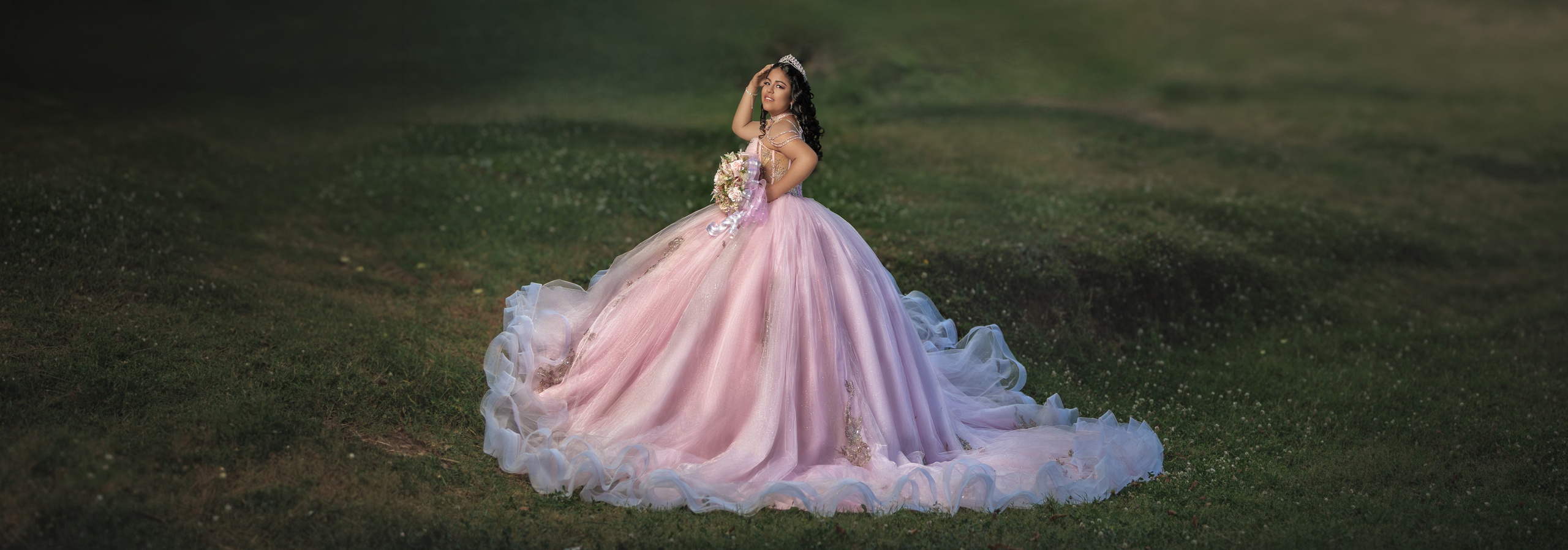 Fotógrafo de XV y BODAS en Tuxtla Gutiérrez y Villahermosa | ROGER CORZO | 360 PRODUCCIONES