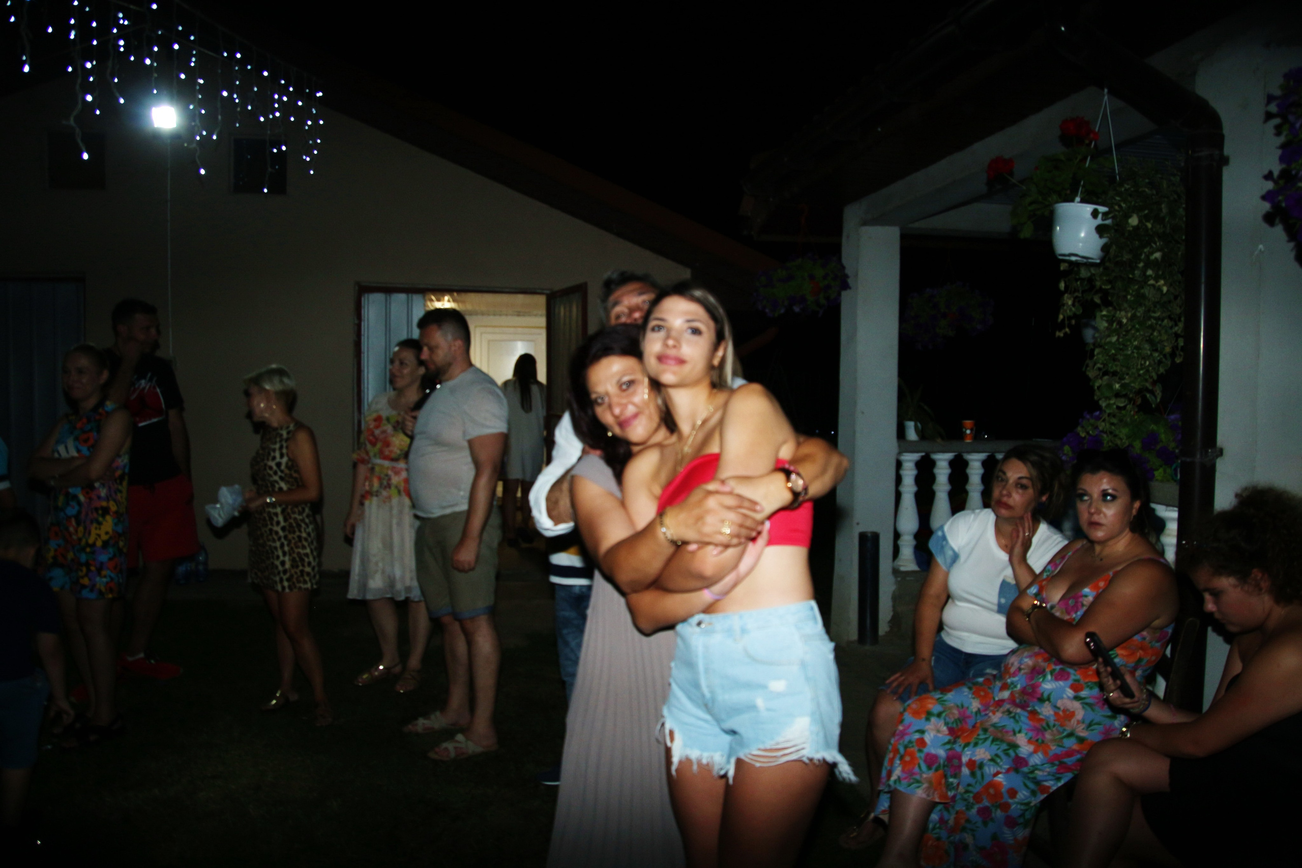 BYZO MEDIA. PETRU BYZO - family and children photographer in ROMANIA