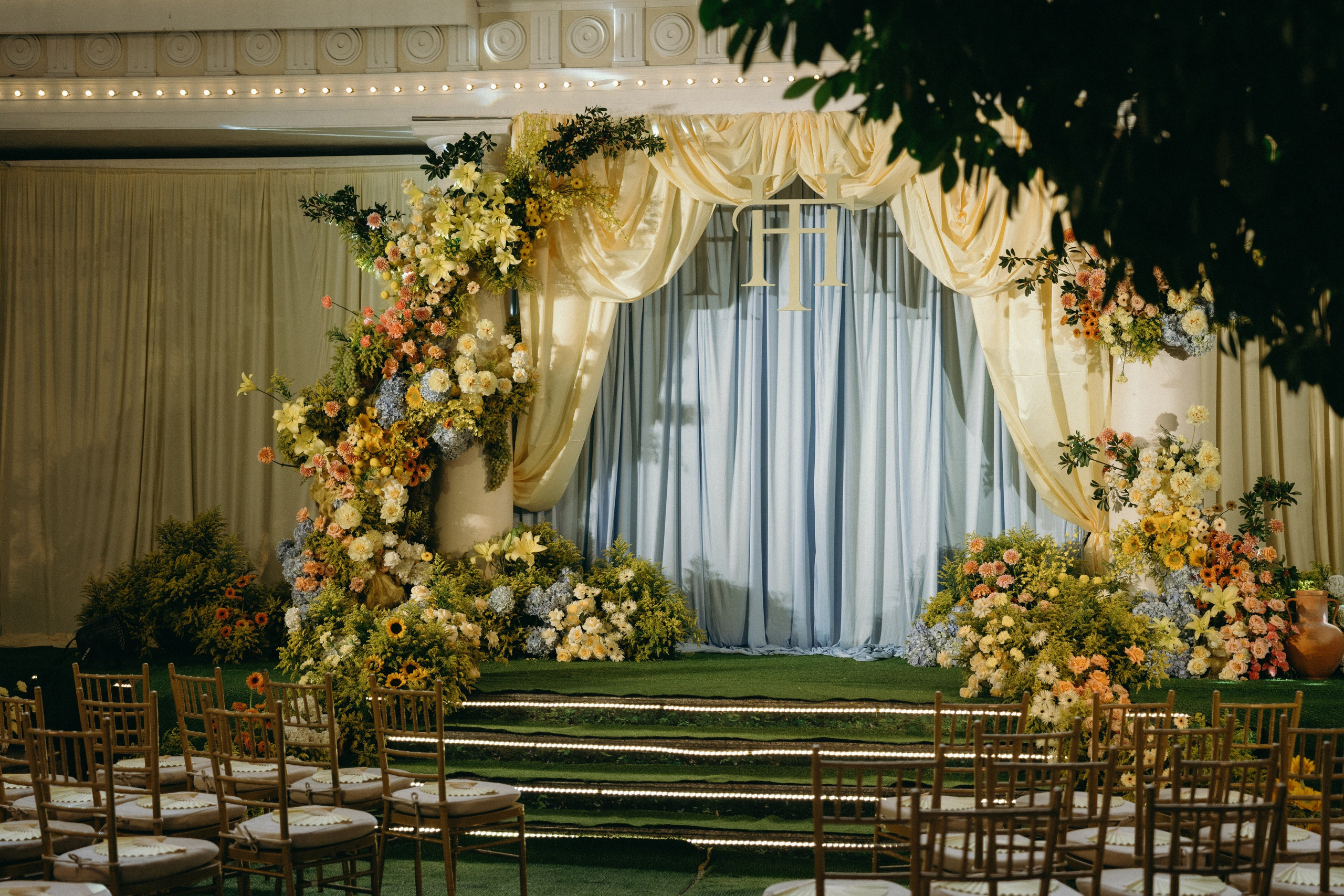 Hoang + Thuy | Photojournalism. BenColor Studio