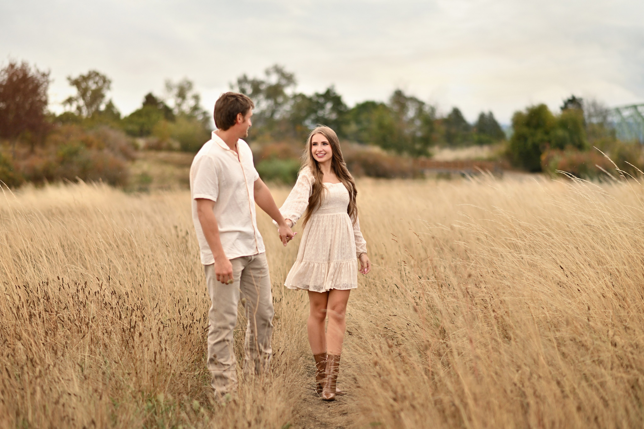 Romantic Couple Session Portland OR | Love Story. Alena Tau | Wedding & Family Photographer Vancouver WA and Portland OR