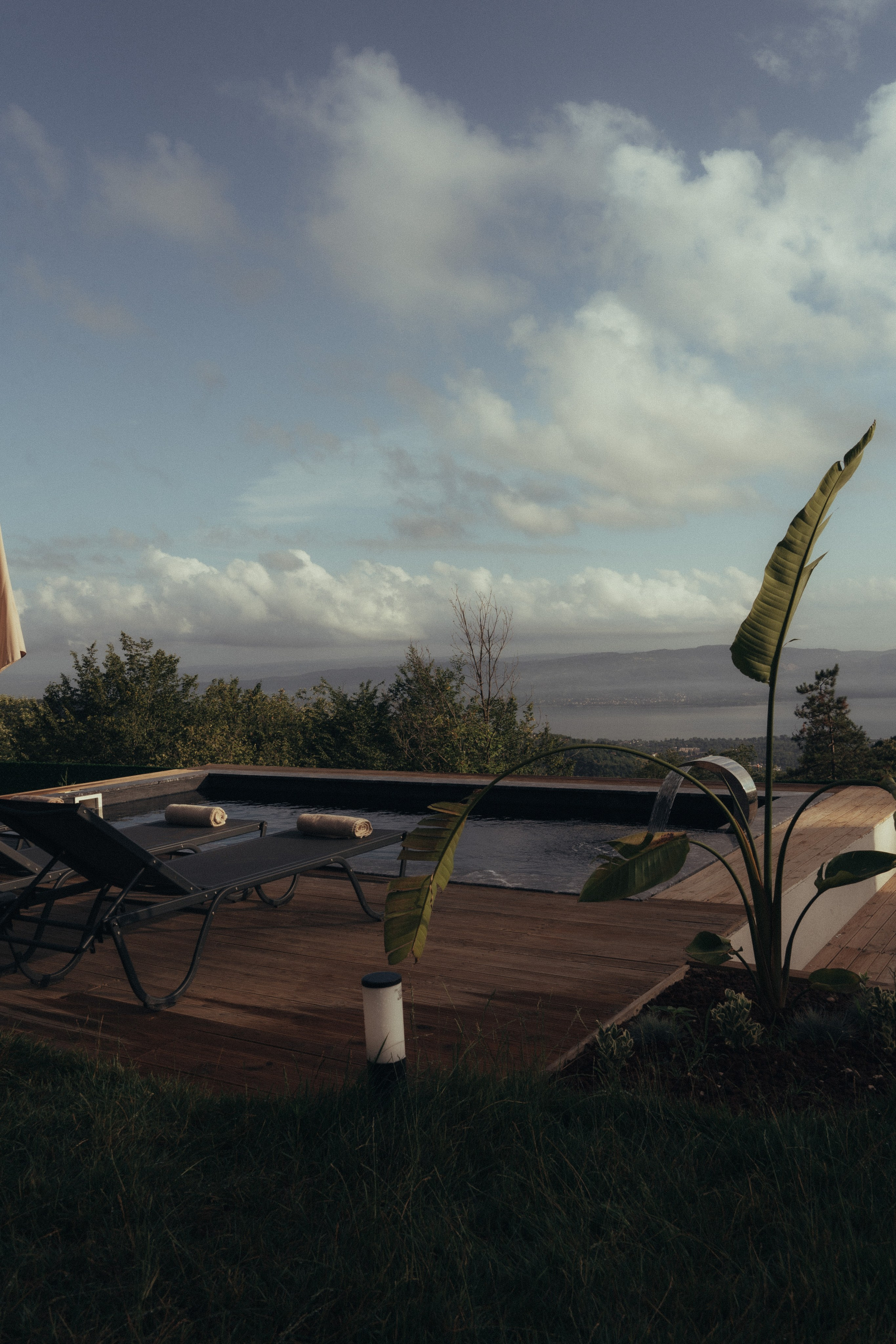 Pana Sapanca. Professional photographer and videographer specializing in filming hot