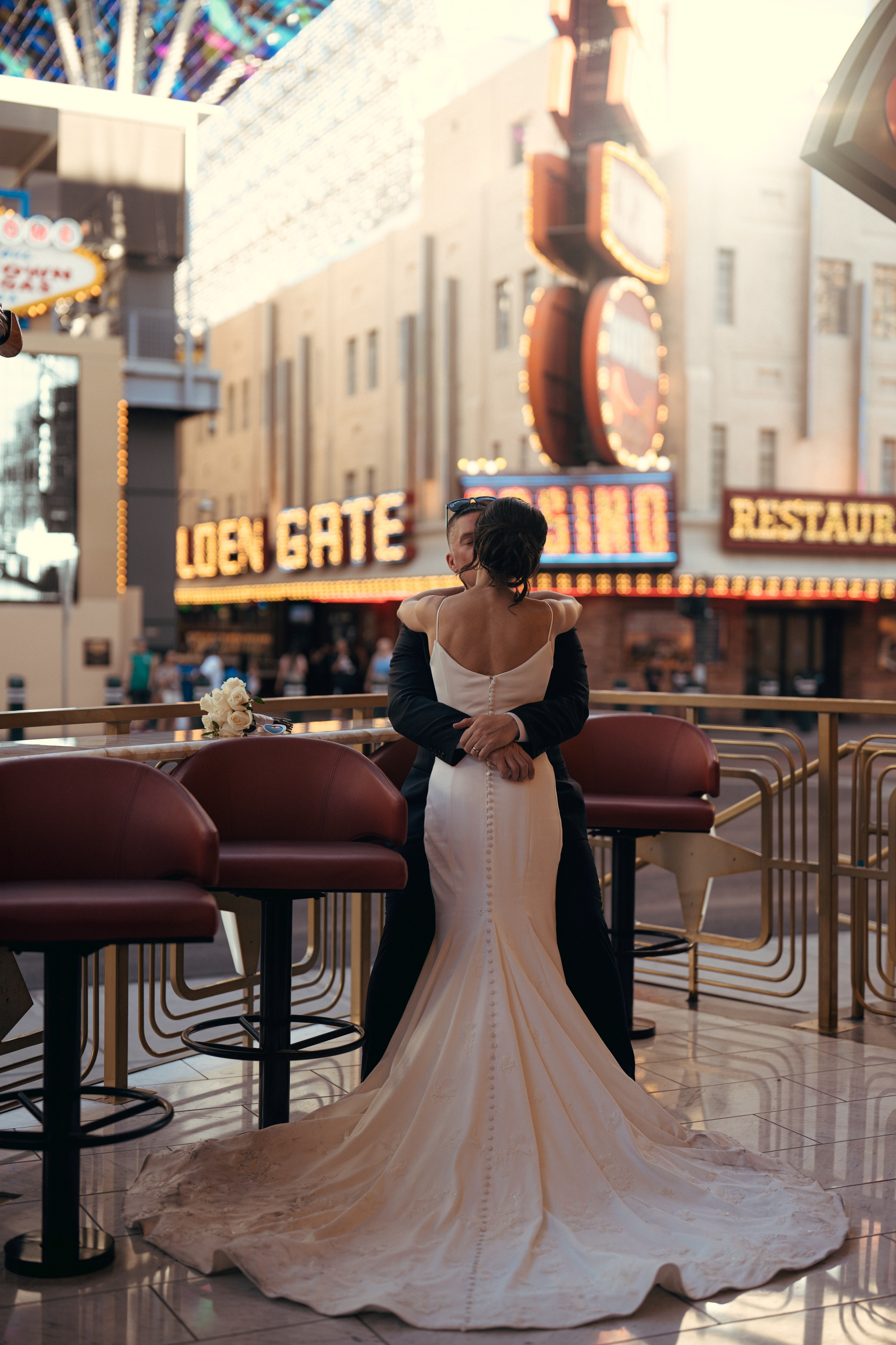 Lara&Dan. Wedding & elopement photographer Viktoriya Kravtsov. Las Vegas