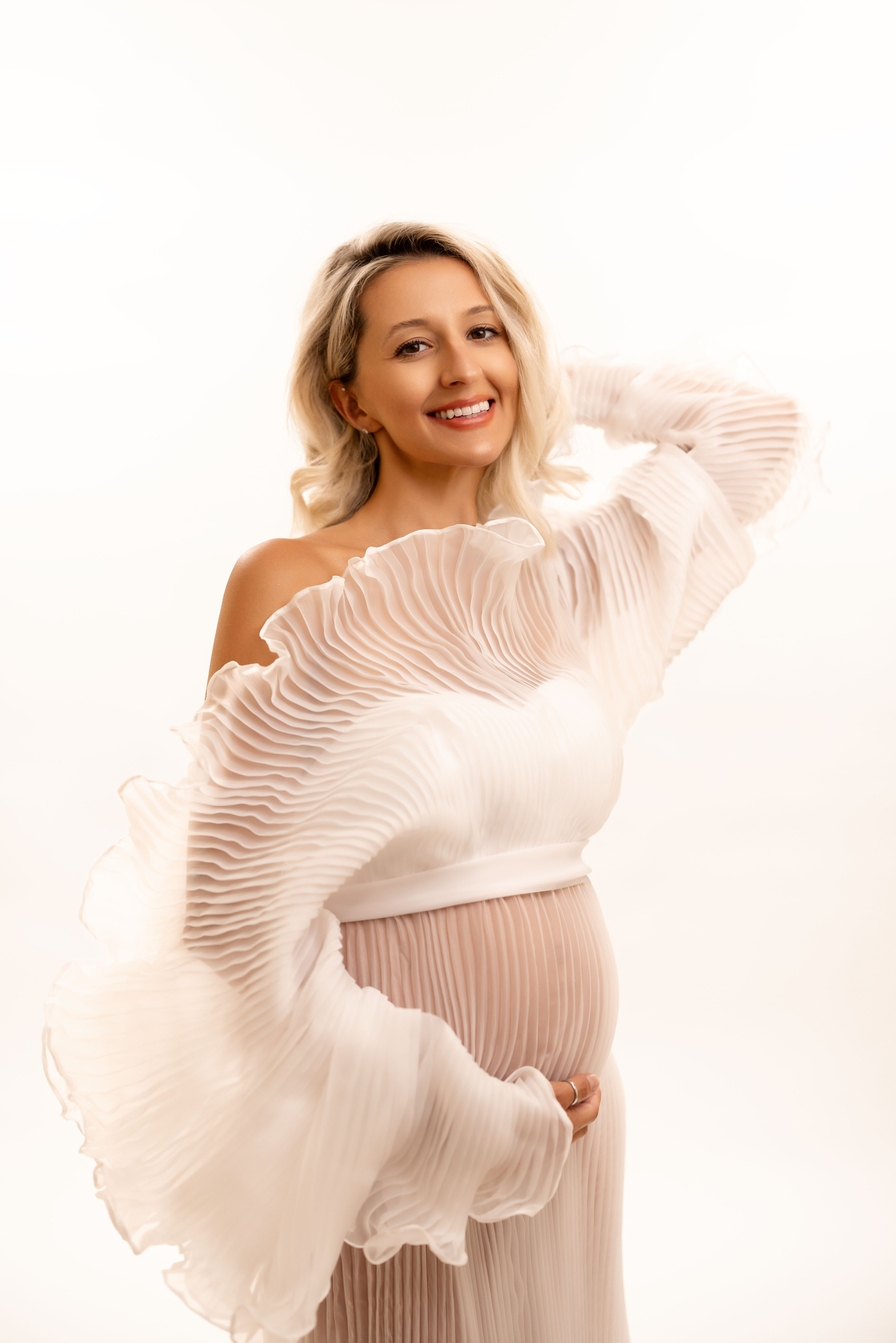 Maternity. Newborn photographer Sacramento