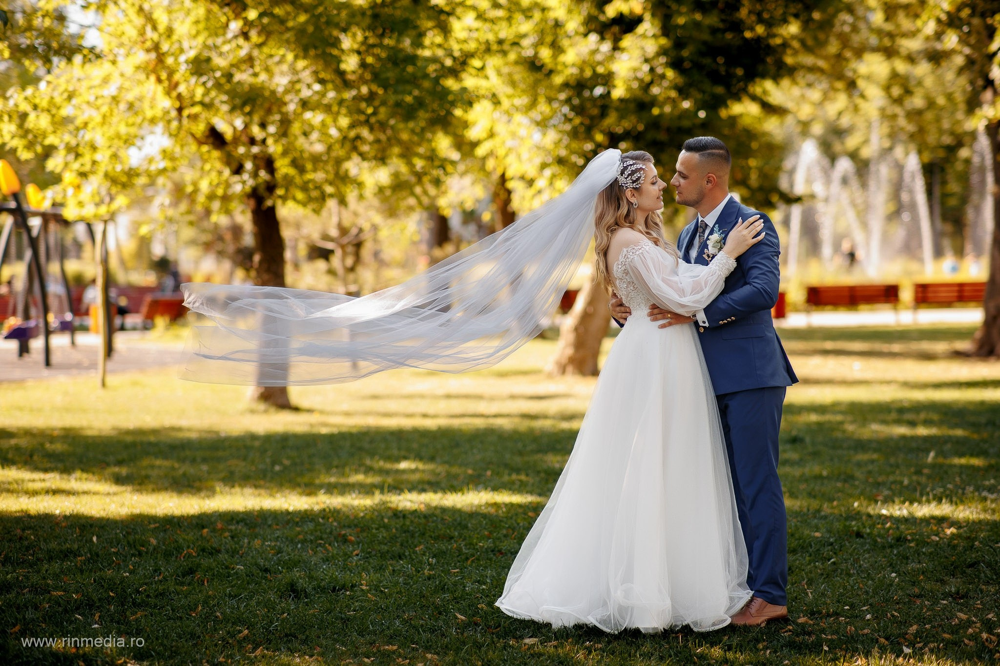 Alexandru & Cosmina. Fotograf de Nunta Focsani