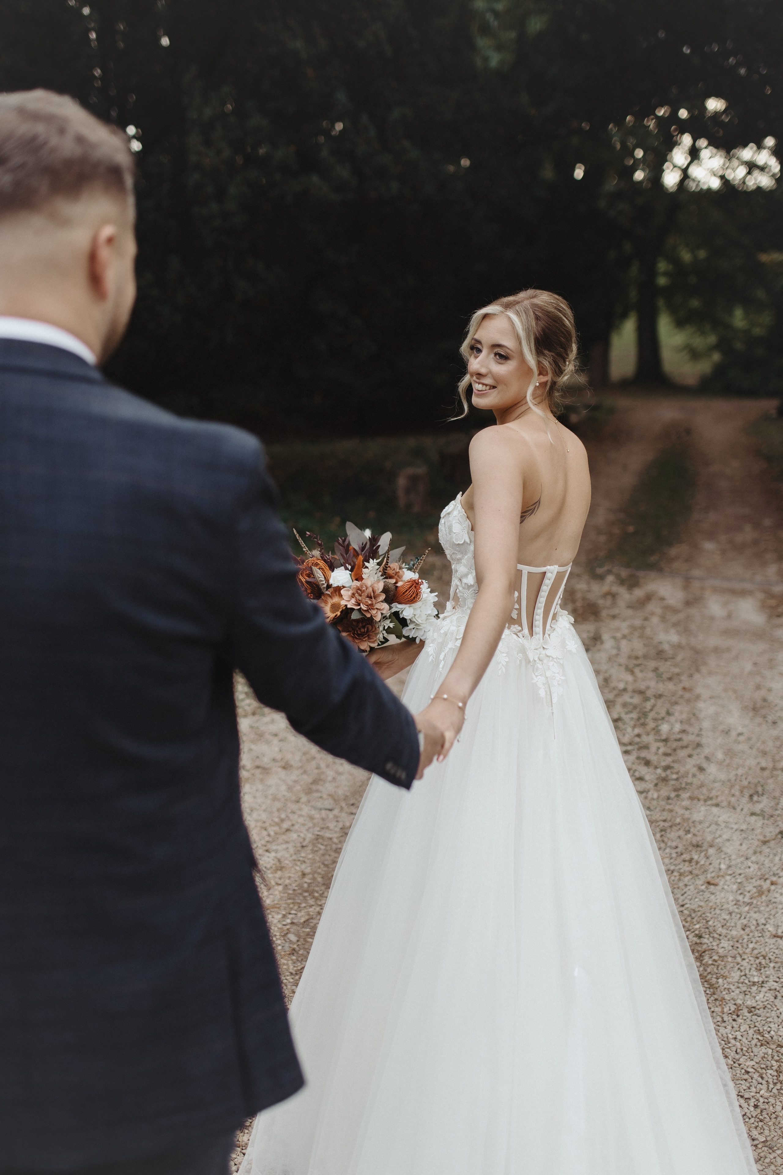 E&C. Wedding and Portrait Photographer Evie Moon