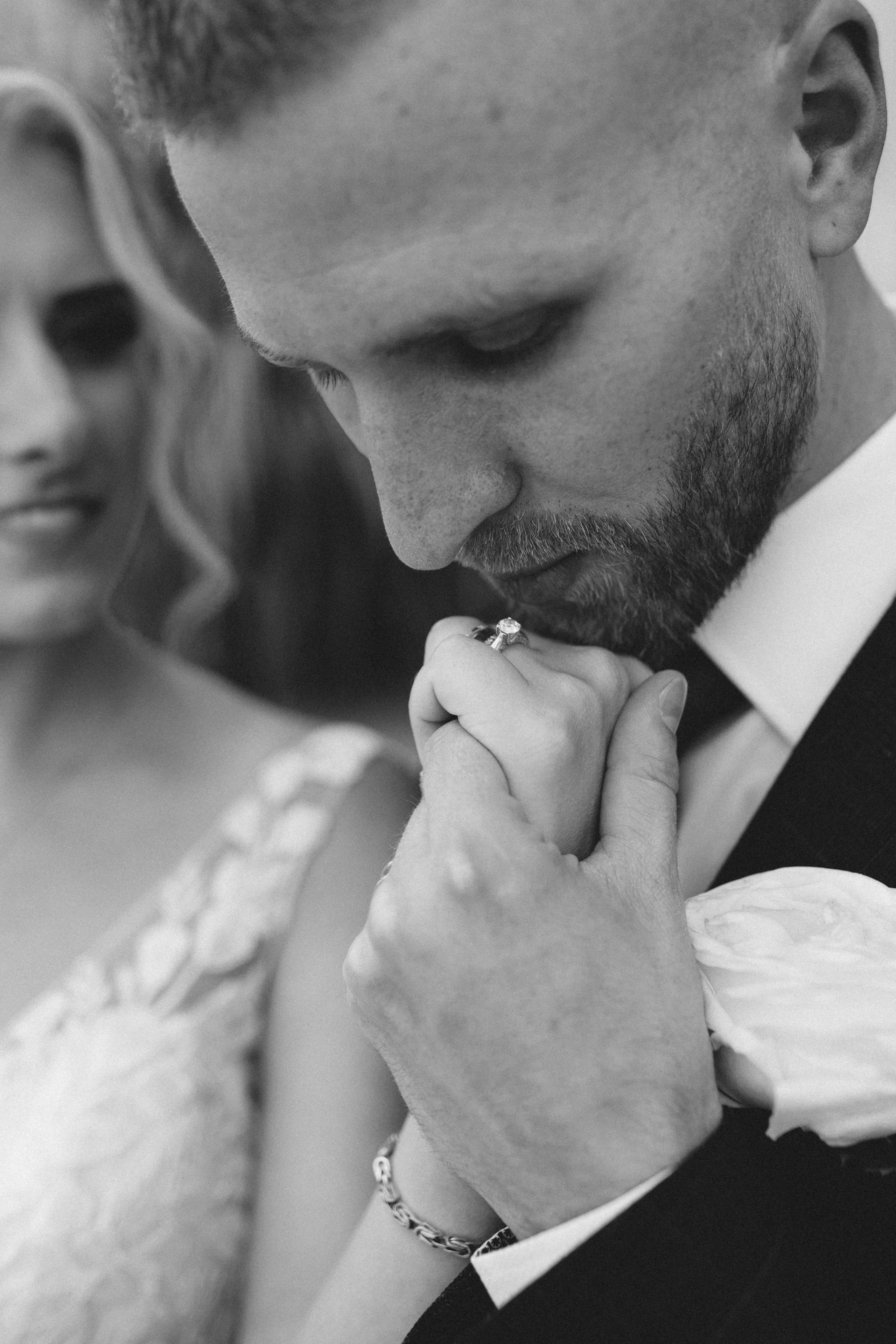 K&V. Wedding and Portrait Photographer Evie Moon