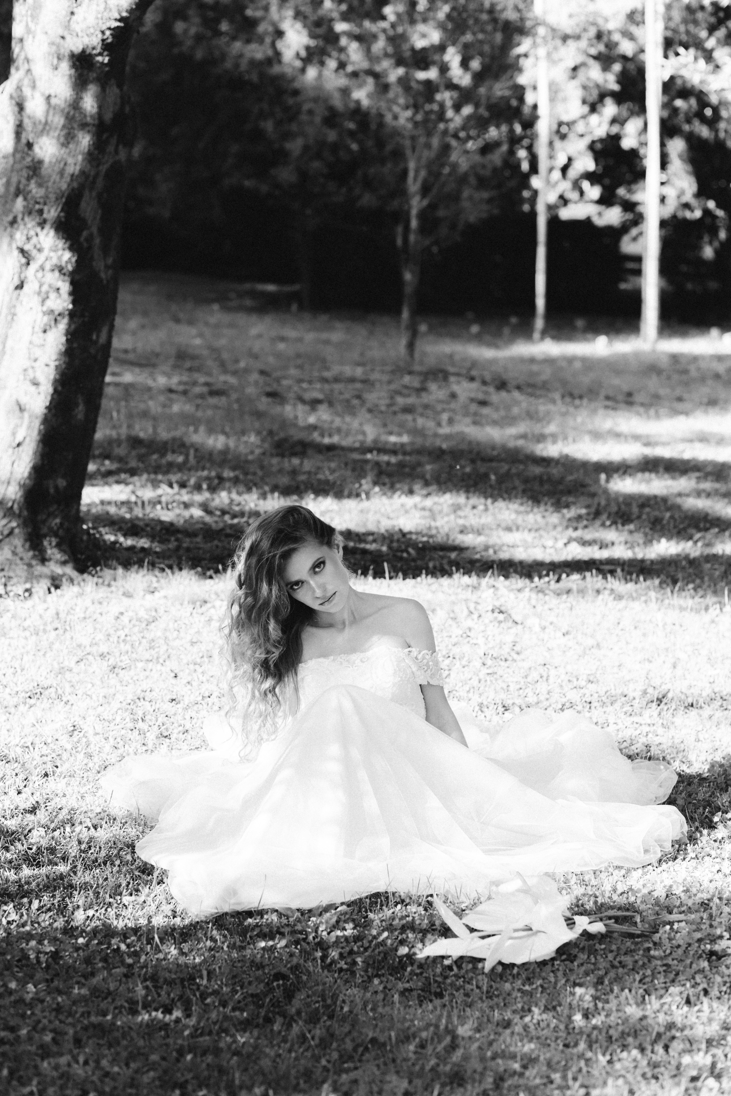 Intimate Elopement by Lake Como in Tremezzo, Italy — Ivanka and Stas. Liza Bizzaro — Italy Wedding, Love Story & Portrait Photographer in Milan, Turin, Piedmont and Across Italy