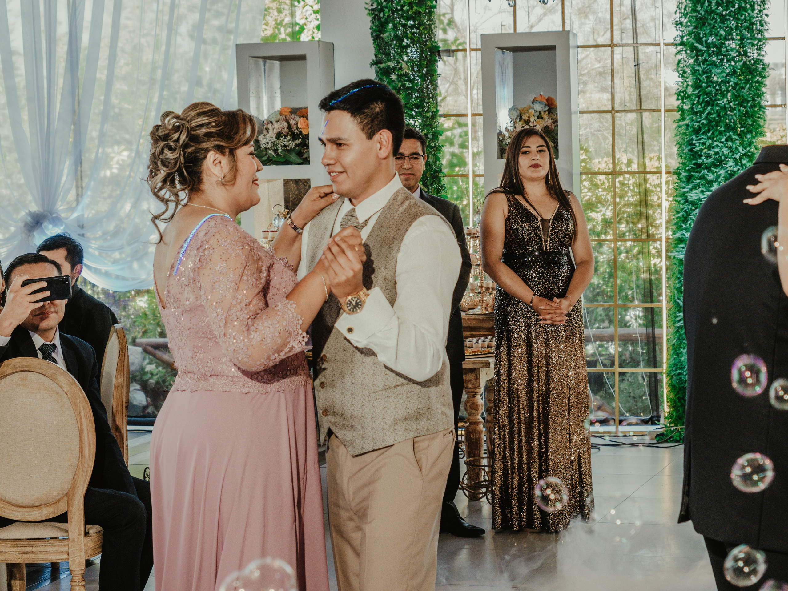 CARLA Y MARIO BODA RELIGIOSA. Studio KVTA | Fotografía y Video de Bodas en Arequipa