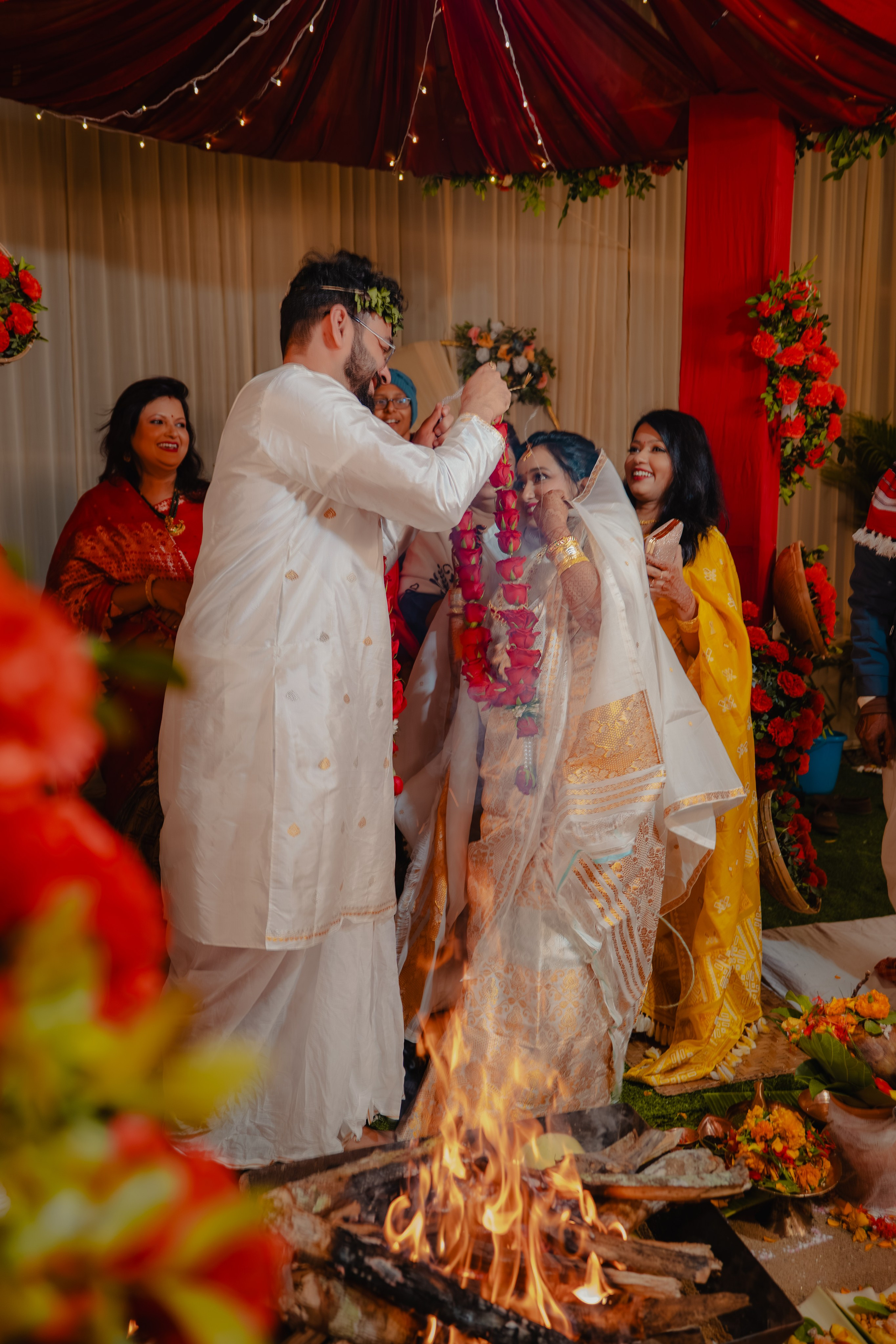 Darshana & Debabrata. Wedding and Family photographer in india