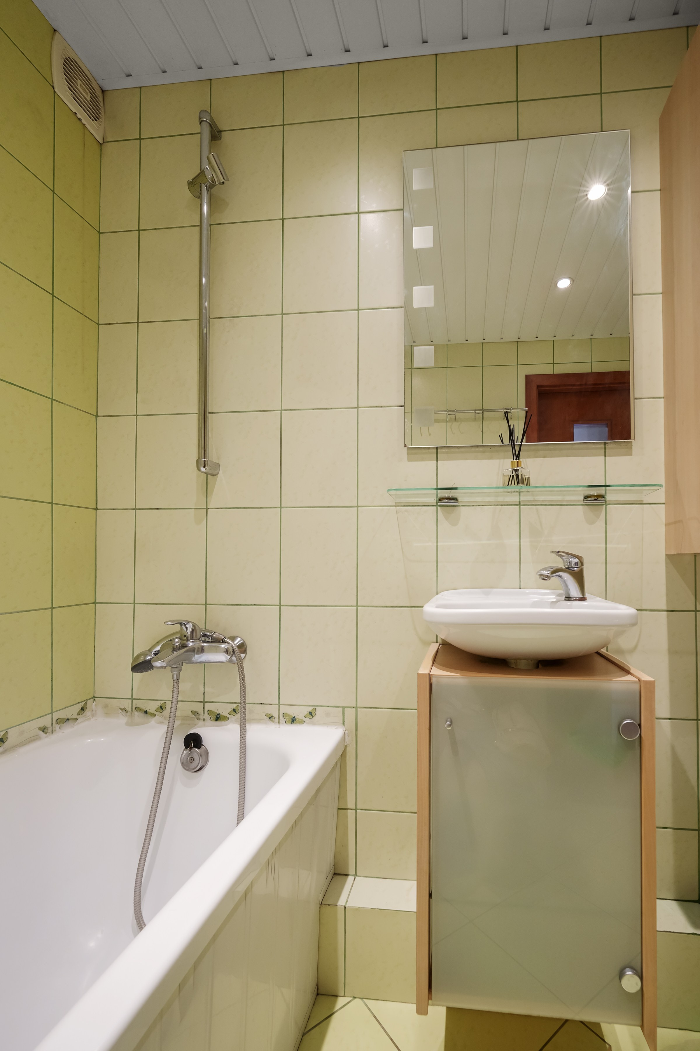 Viršuliškių g. 29. Elina Sapiega fotografė Vilniuje