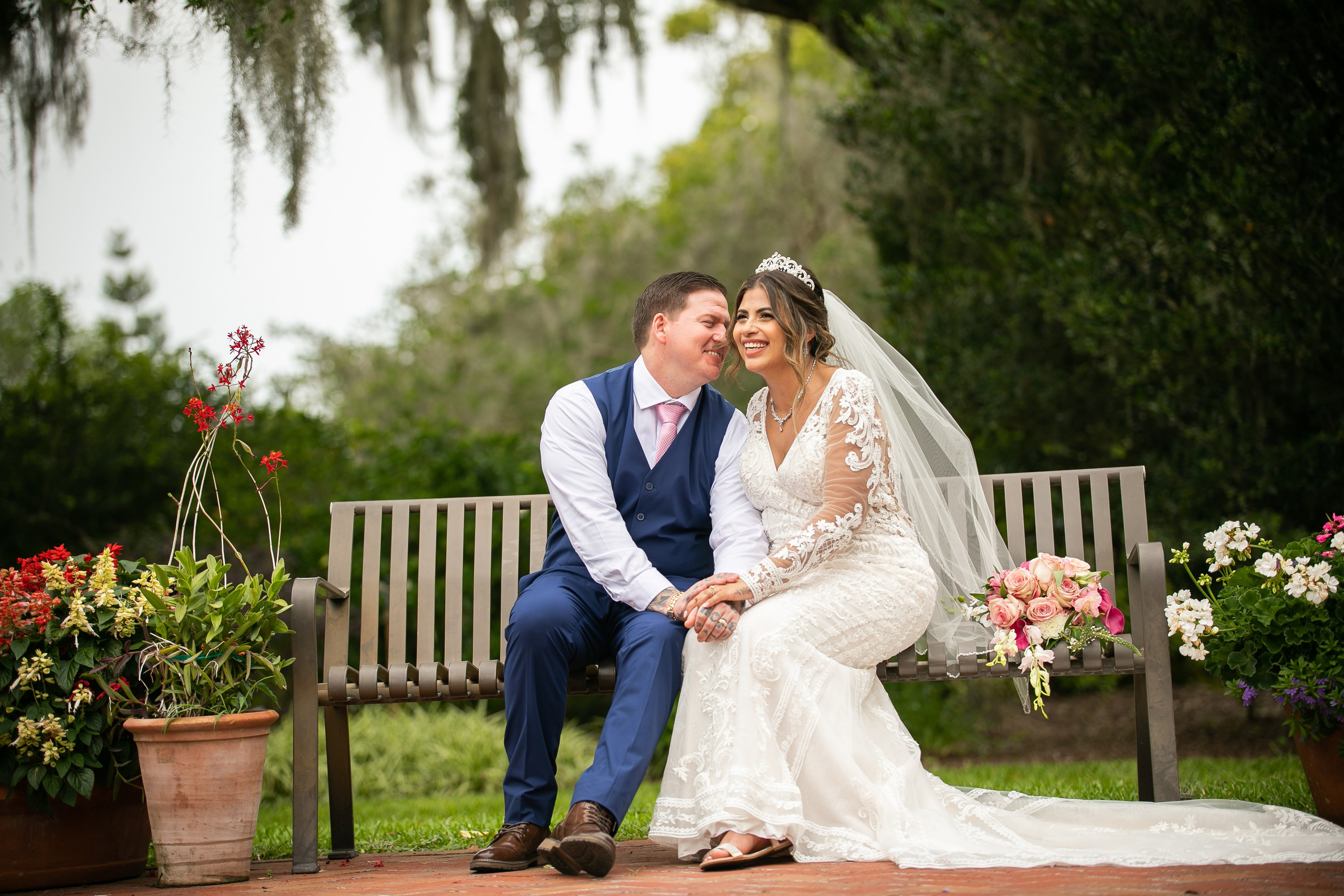 Wedding in The Lue Gardens intimate wedding photography. Lana Photography — Wedding & Family Photographer in Florida & Beyond