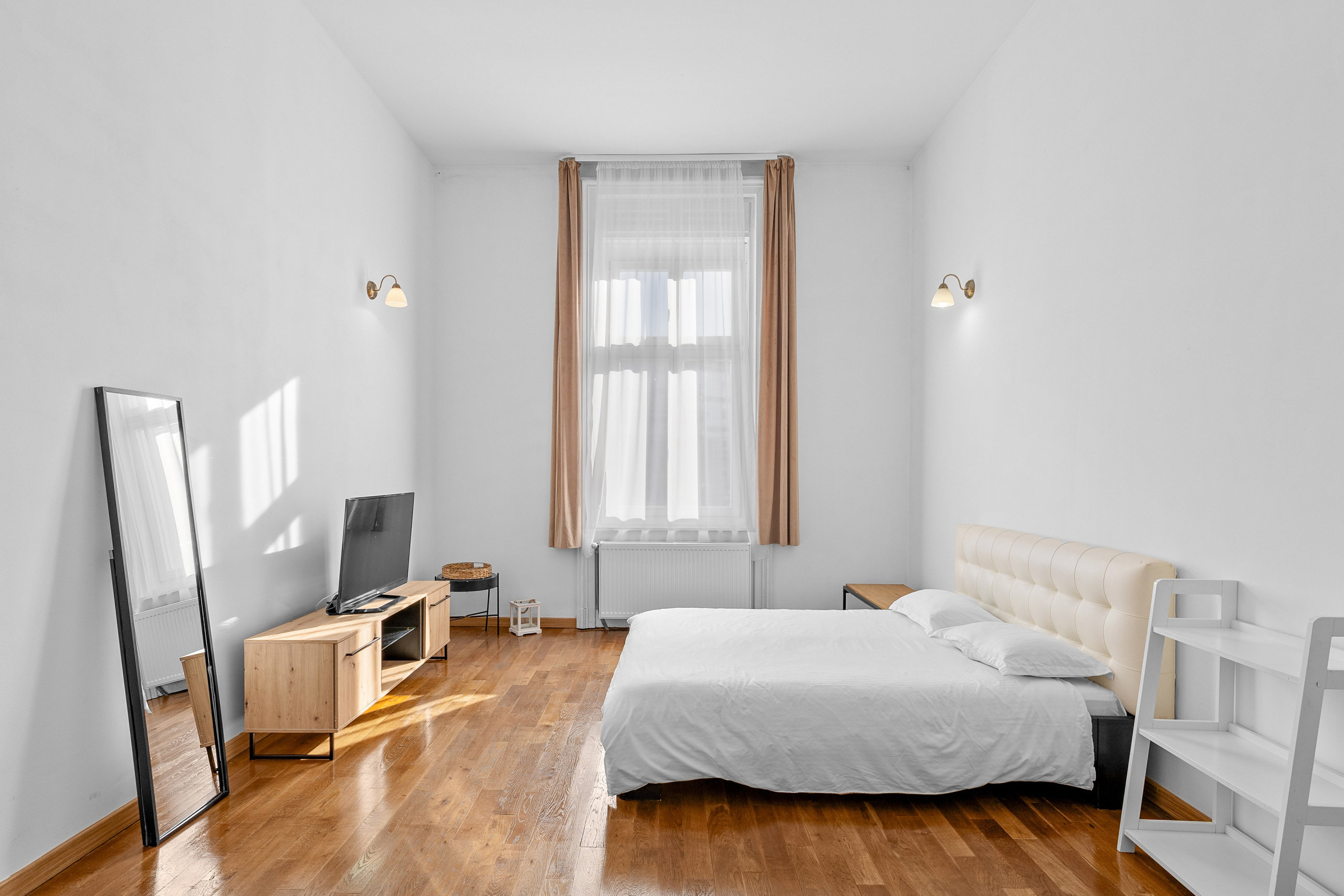INTERIOR - REALESTATE. Samuel Ciobanu