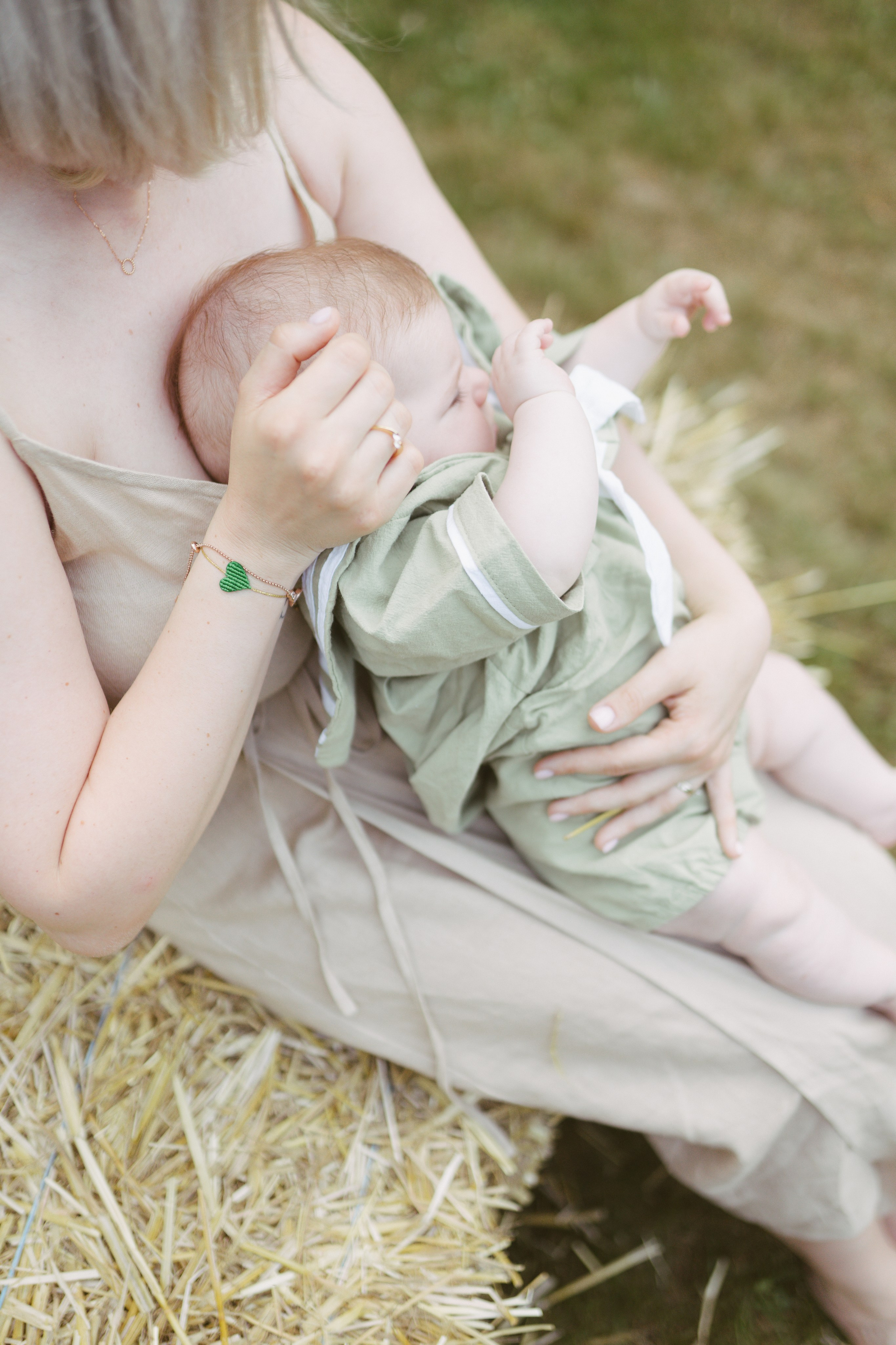 Fotografie de Eveniment Brașov: Povești Vizuale | Mădălina Beda. Madalina Beda- Artist vizual, fotograf, doula la nastere, consultant babywearing Brasov si in toata tara