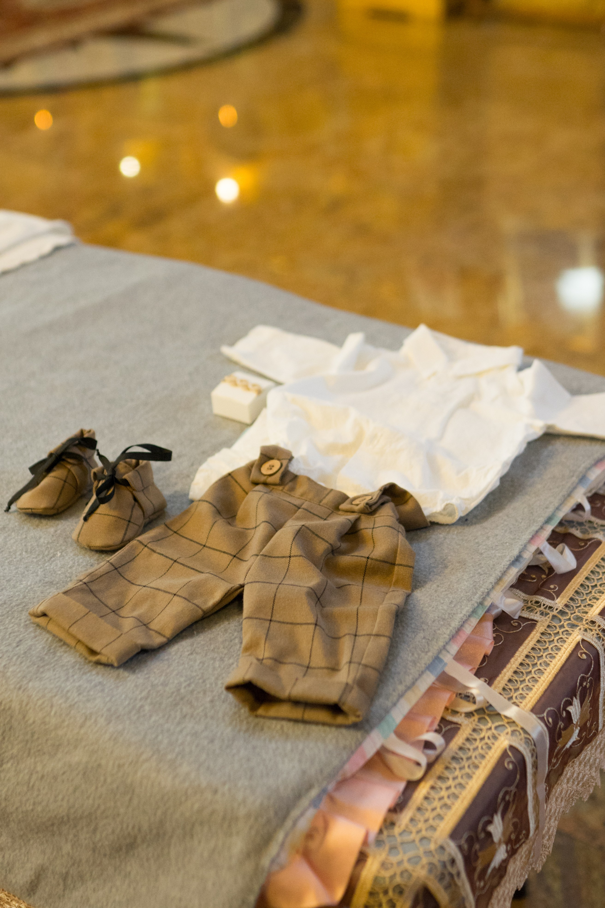 Fotografie de Eveniment Brașov: Povești Vizuale | Mădălina Beda. Madalina Beda- Artist vizual, fotograf, doula la nastere, consultant babywearing Brasov si in toata tara