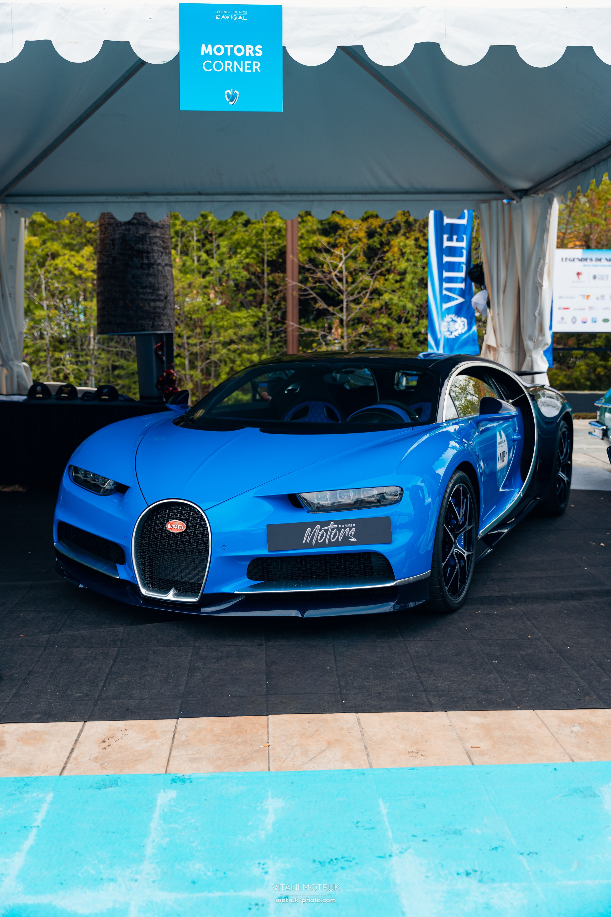 Legends de Nice. Photographe de voitures à Paris — Vitalii Motruk