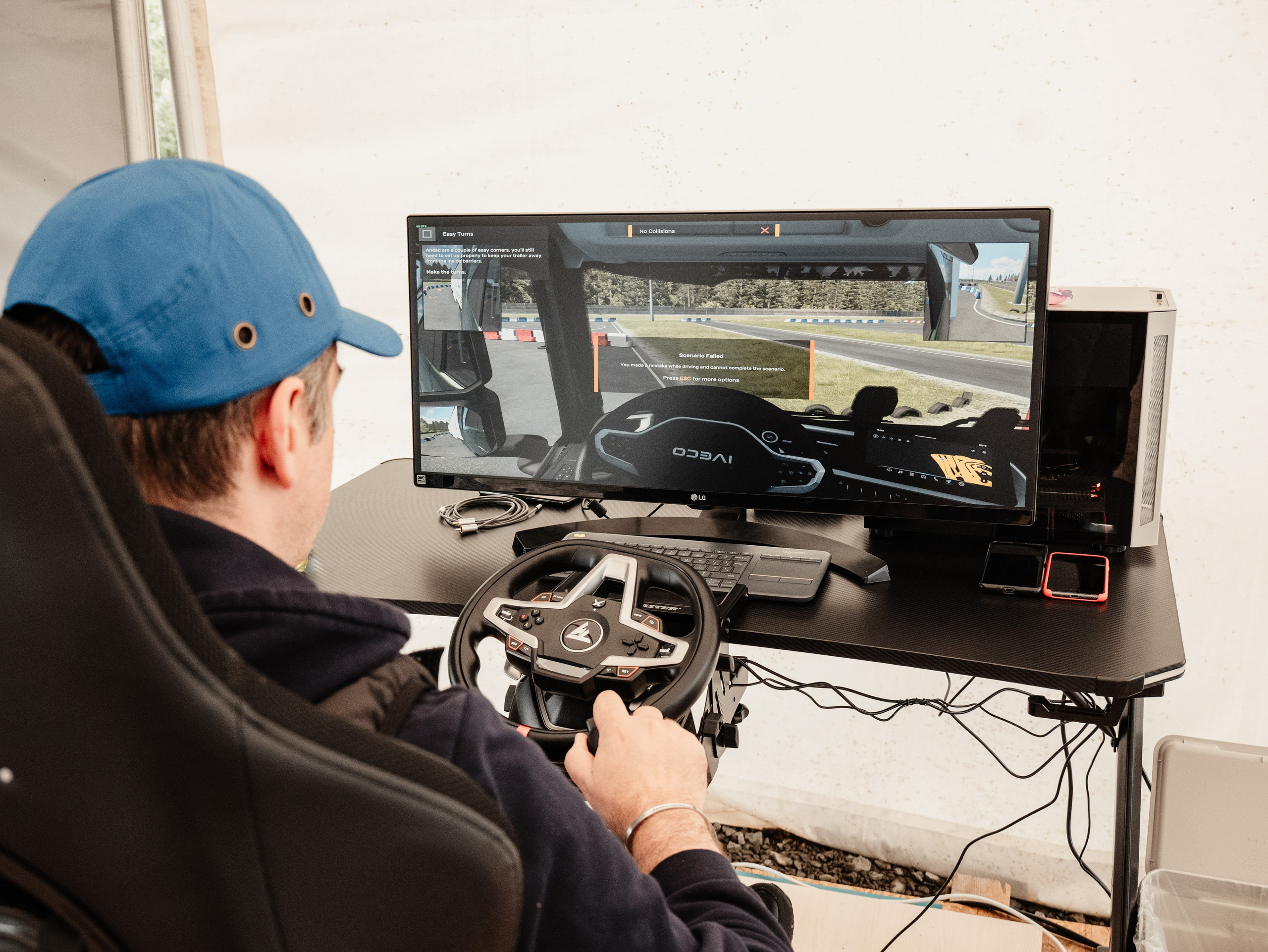 LANSARE IVECO T-WAY. Freesh Media Products