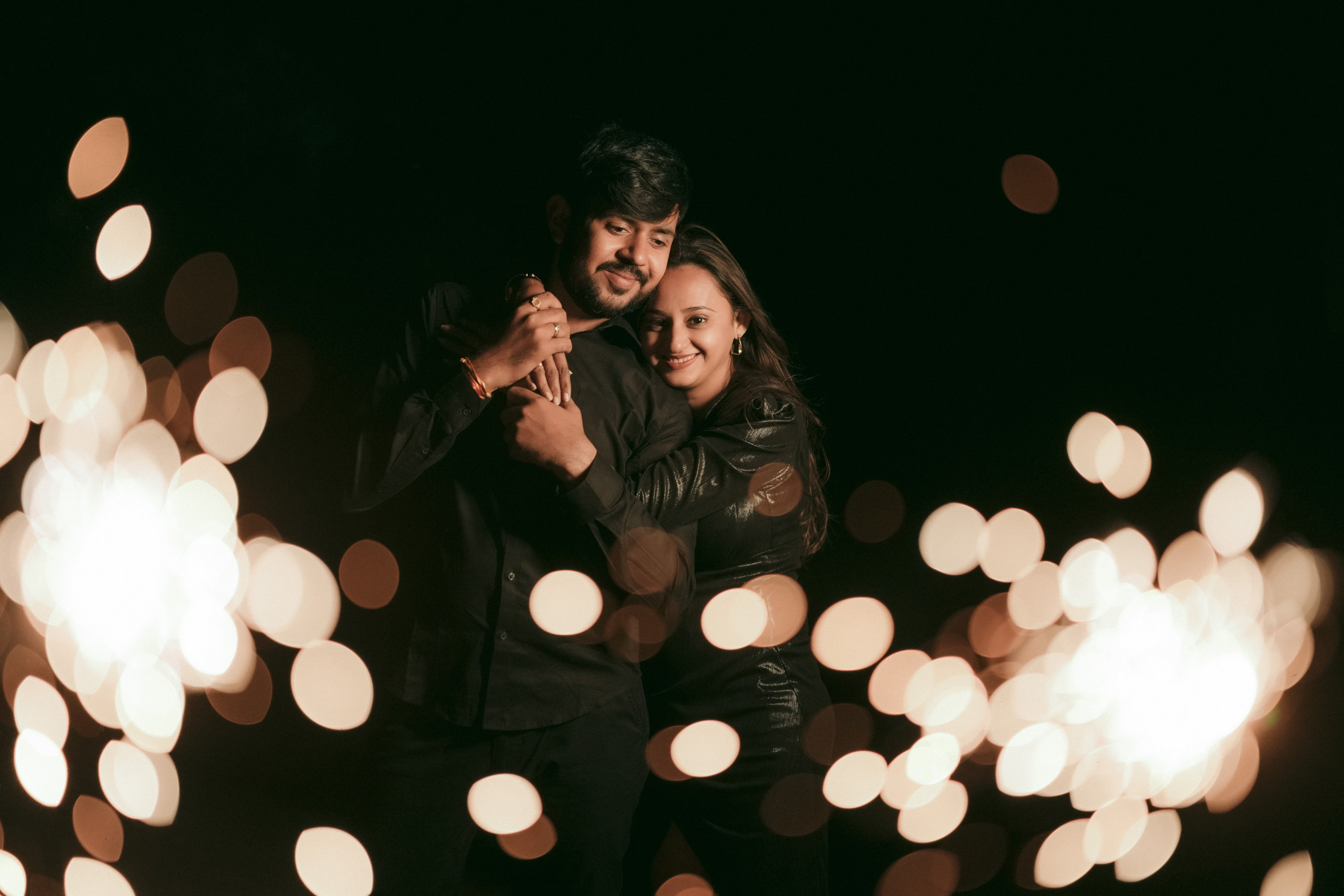 COUPLE SESSIONS. Love Emotions Weddings