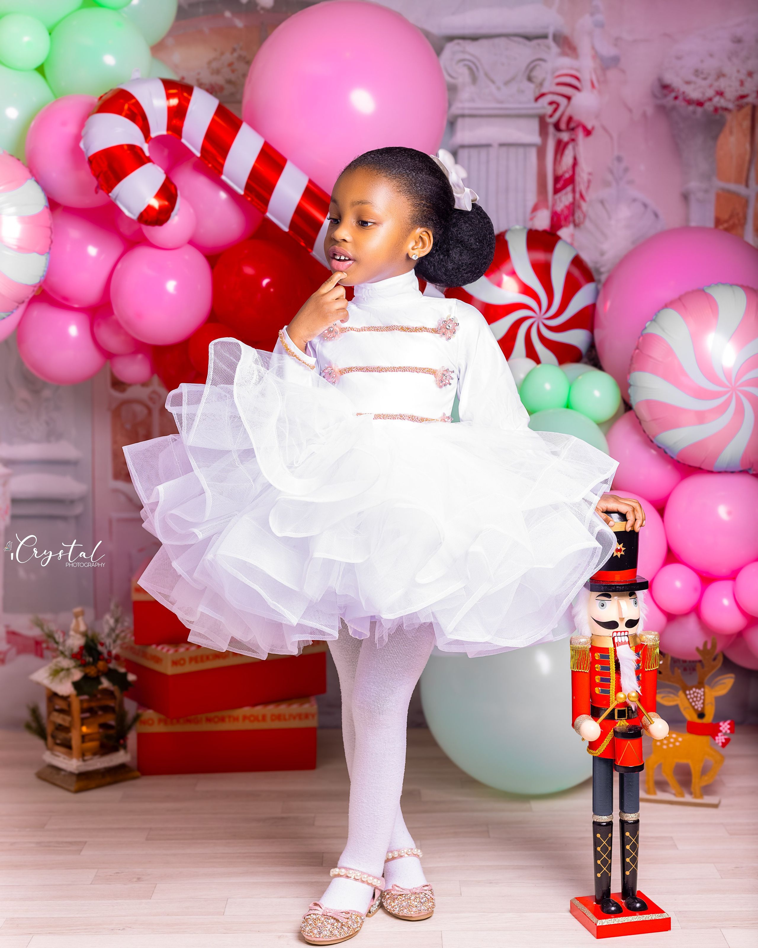 Mini Christmas. Children, Maternity and Family Portrait Photographer in Manchester, UK