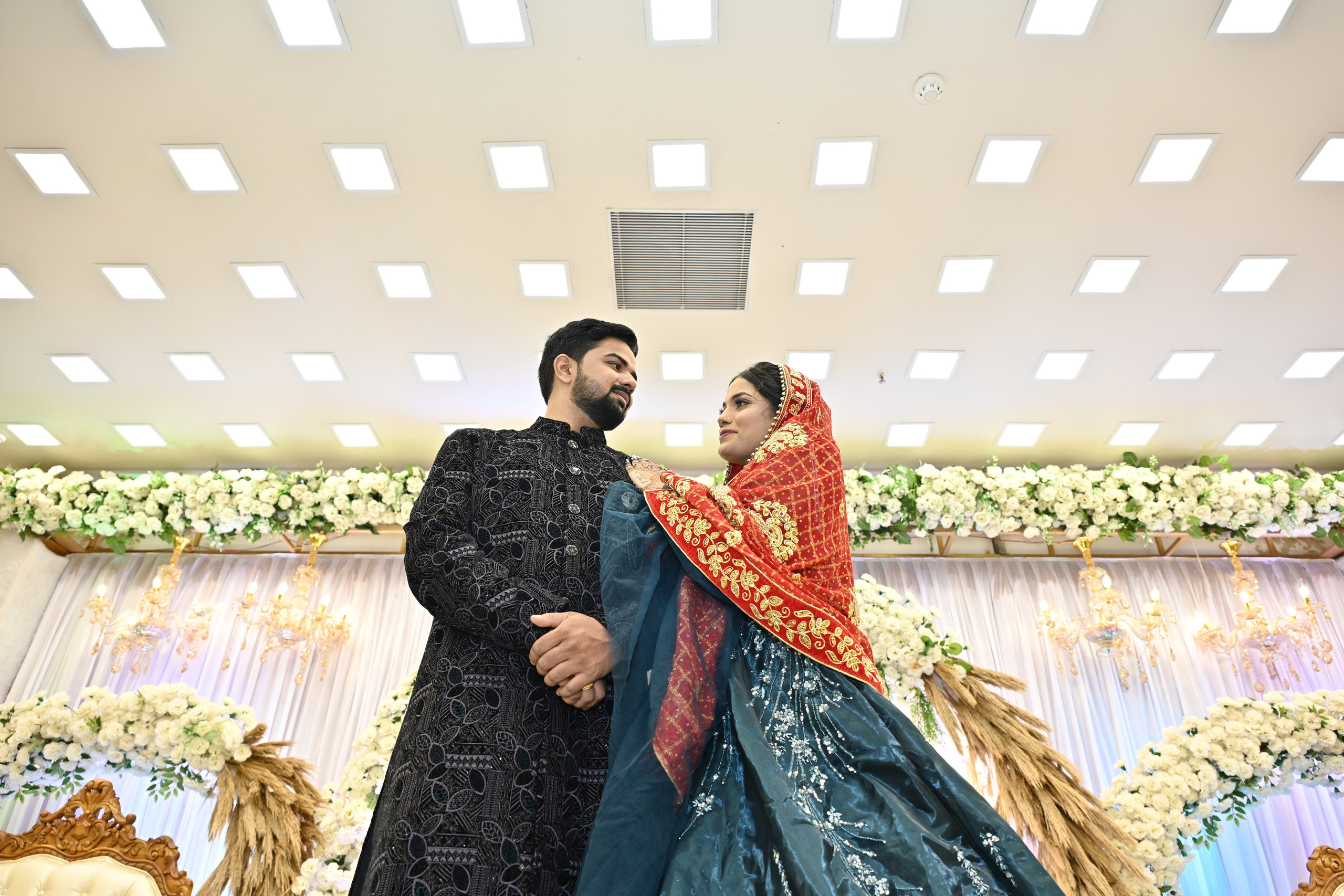 Vivek & sunanda. “Ajay Digital Photo Studio — Capturing Timeless Wedding Moments”