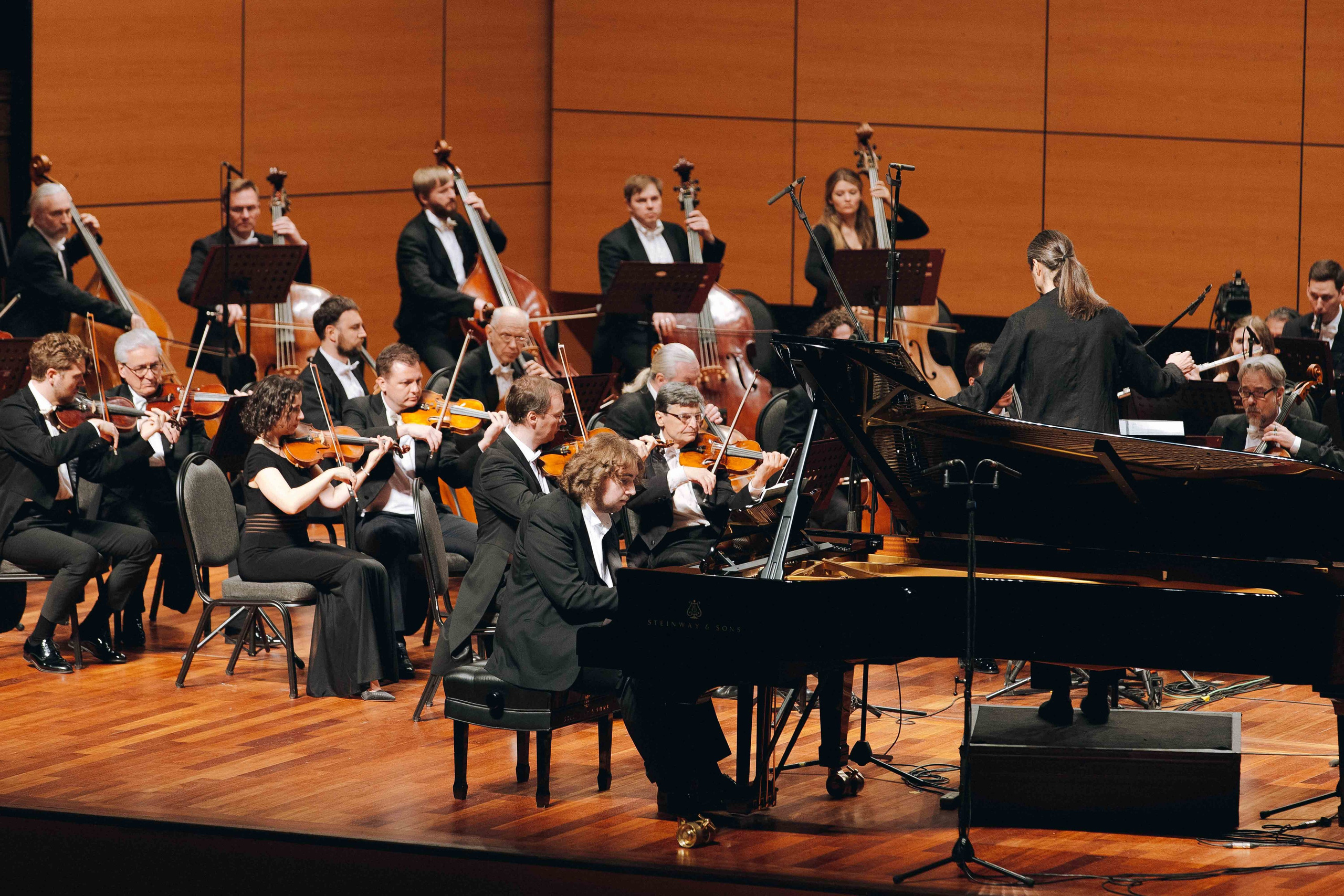 The Tchaikovsky Academic Grand Symphony Orchestra in Istanbul. Wedding&Event photographer Ismail Rzayev in Baku