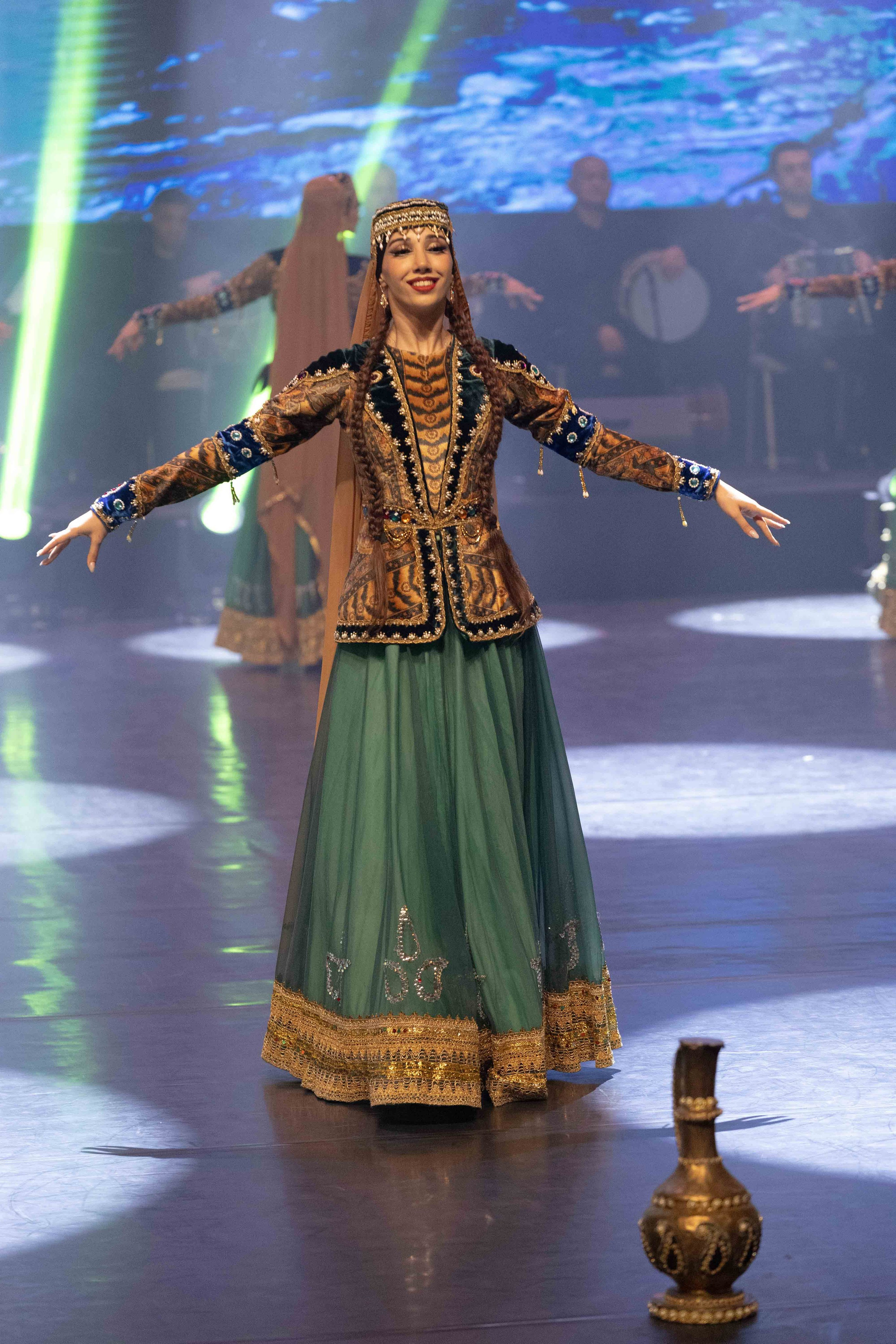 STATE DANCE ENSEMBLE. Wedding&Event photographer Ismail Rzayev in Baku