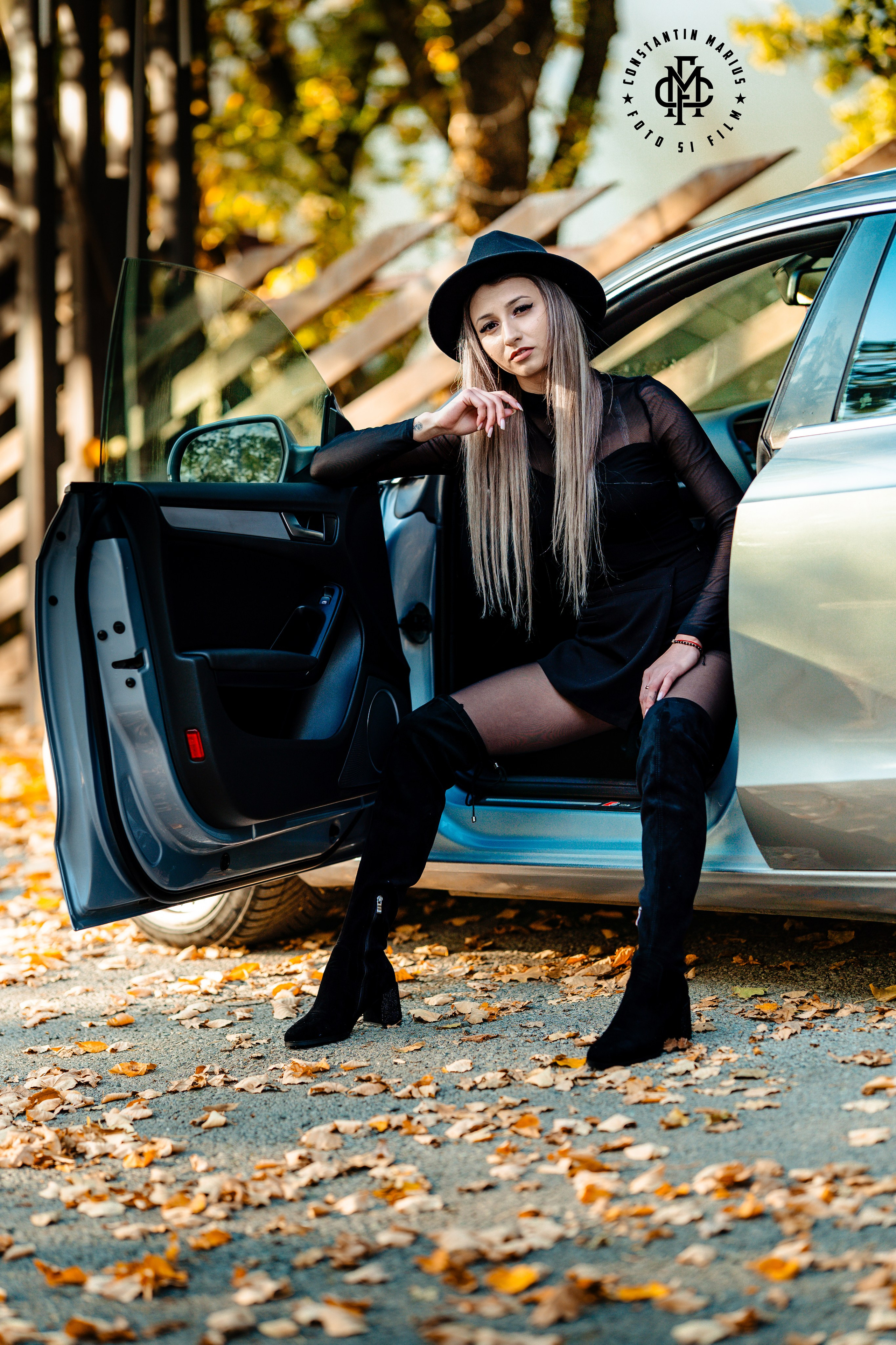 SEDINTA FOTO. DESPRE NOI