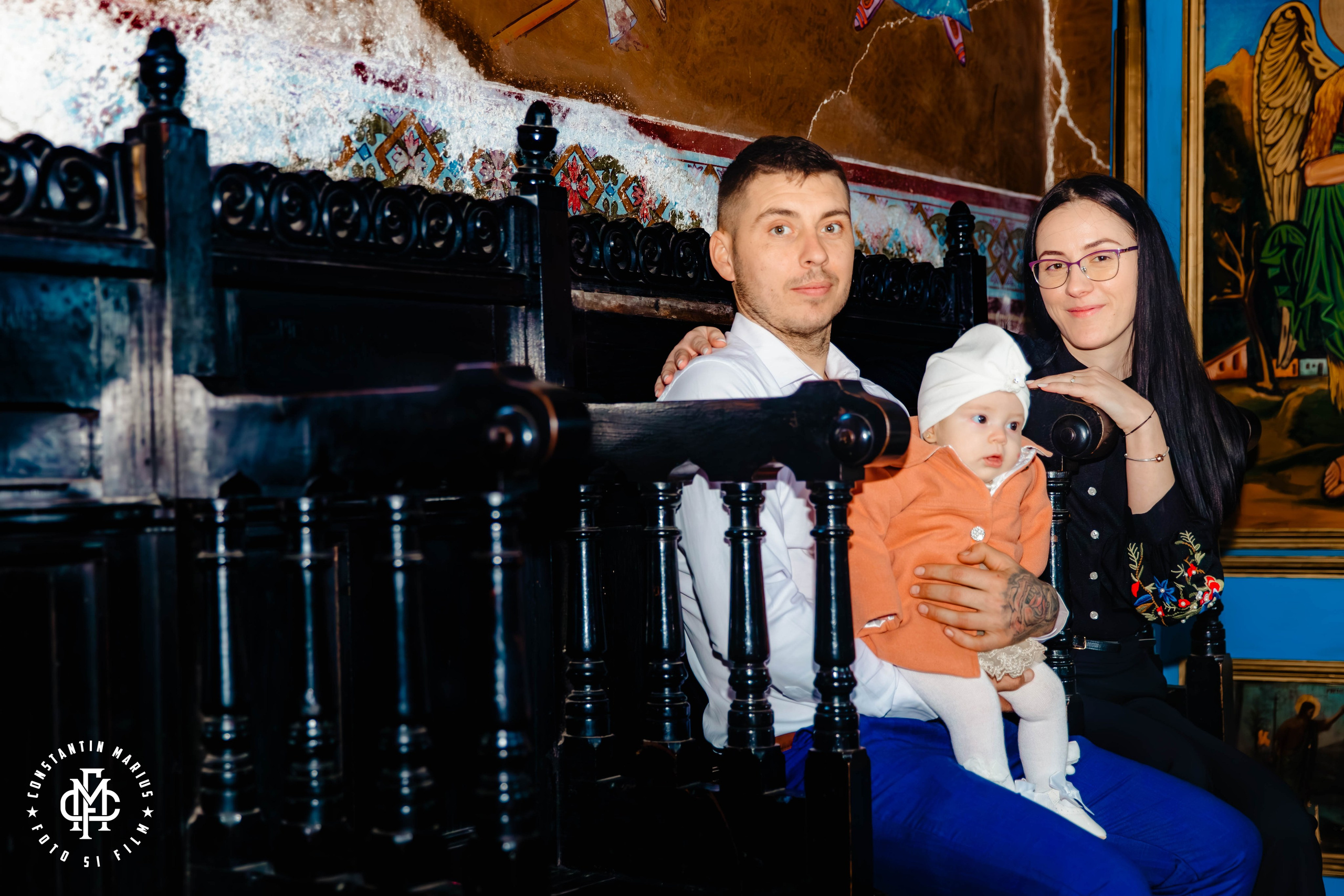 BAPTISM PHOTOGRAPHY. DESPRE NOI