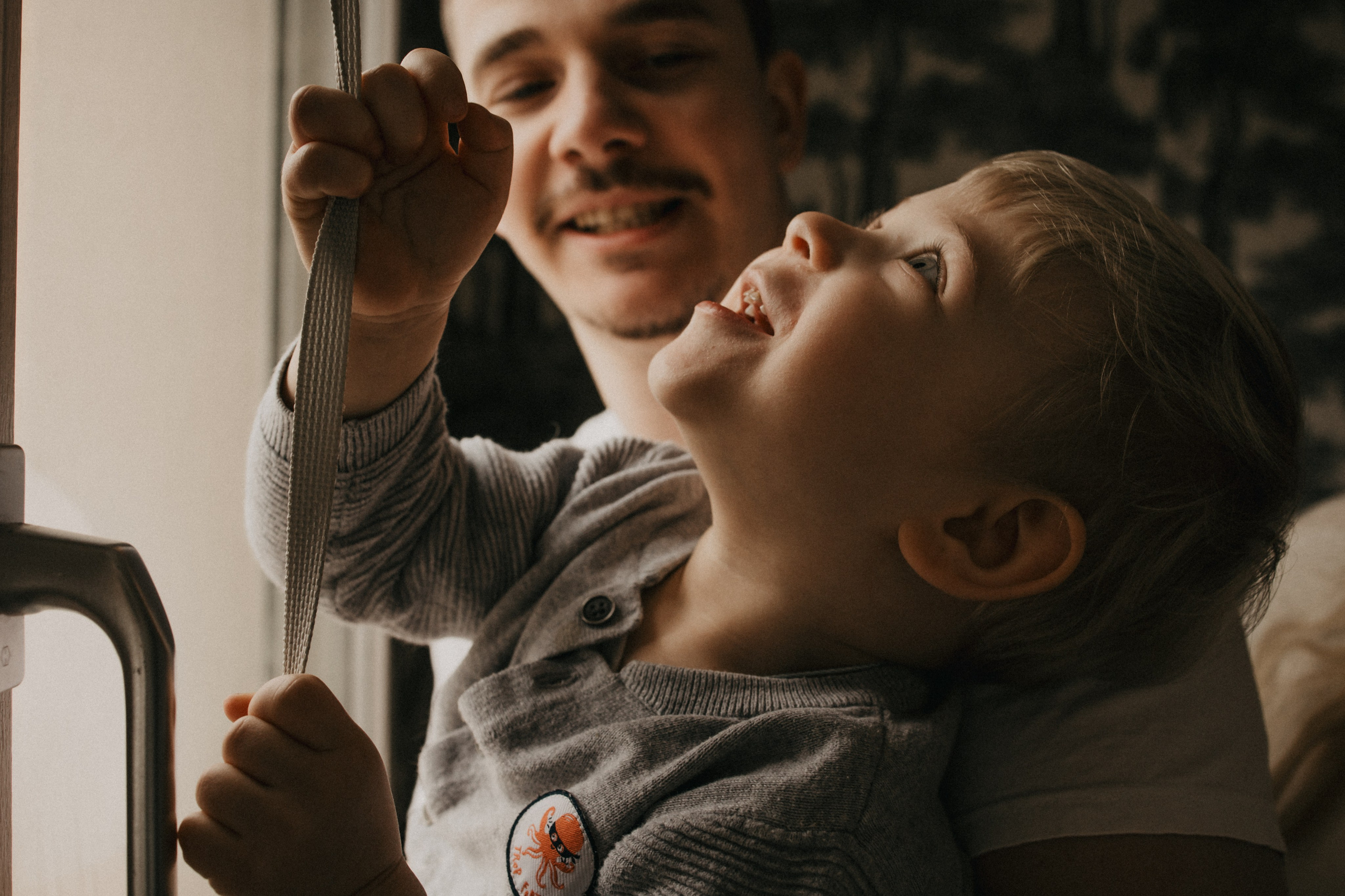 Bébés | 5 – 24 mois. Je suis Olga, votre photographe de famille à Metz et dans toute la France