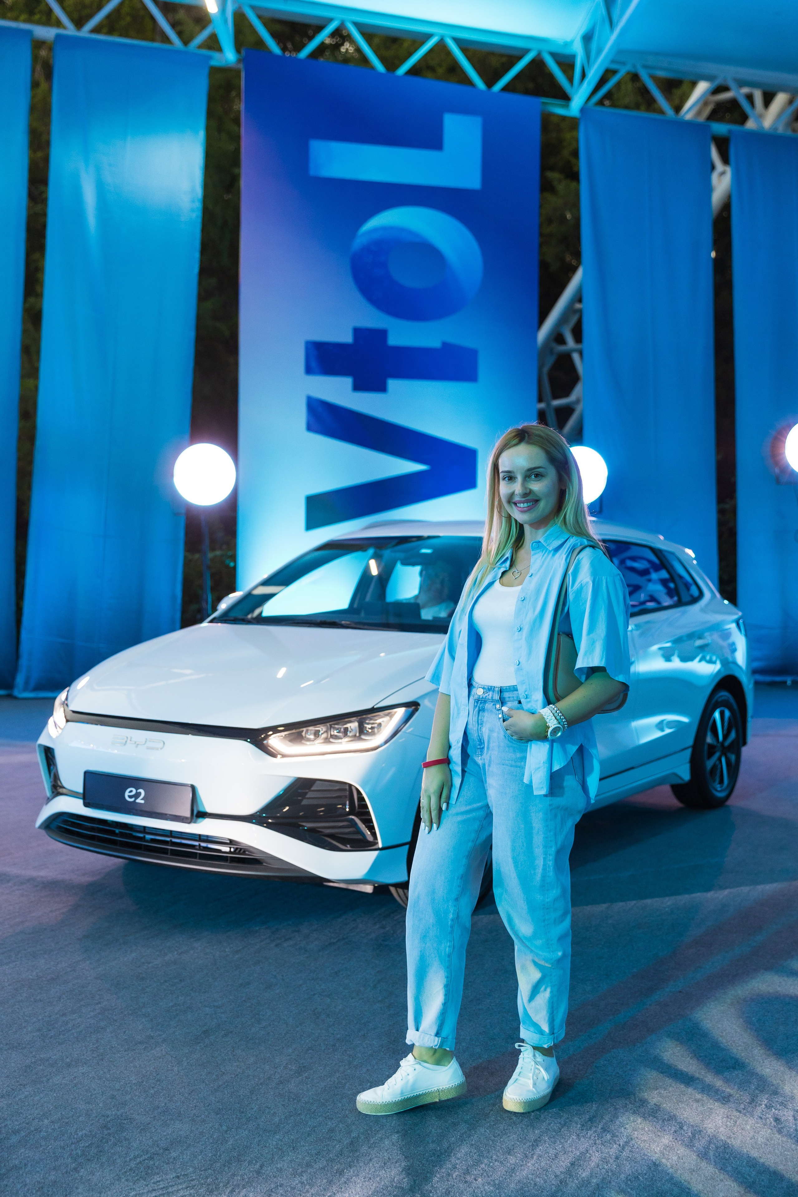 Презентация BYD E2. Профессиональная Фото-Видео Студия Геннадия Нестеренко | Ташкент и Весь Узбекистан